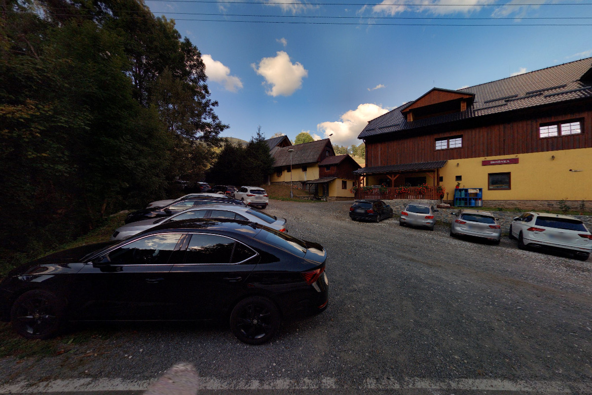 Lyžařská a snowboardová škola Sheepy