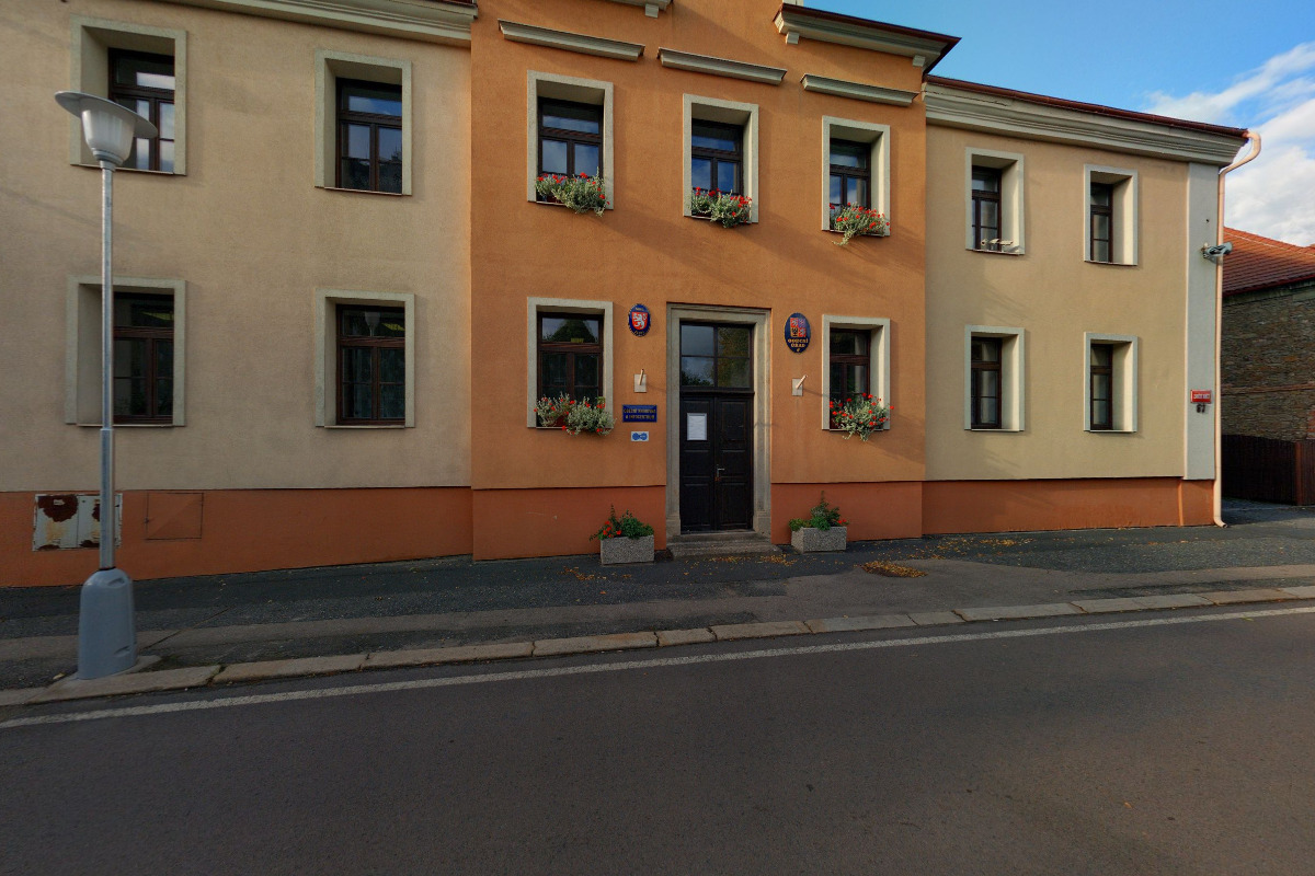 Informační centrum a knihovna Žleby foto 3