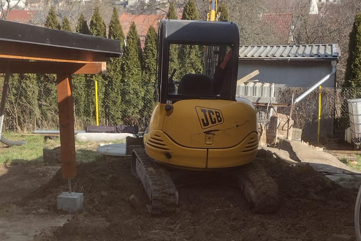 Autodoprava, zemní a výkopové práce Roman Hájek