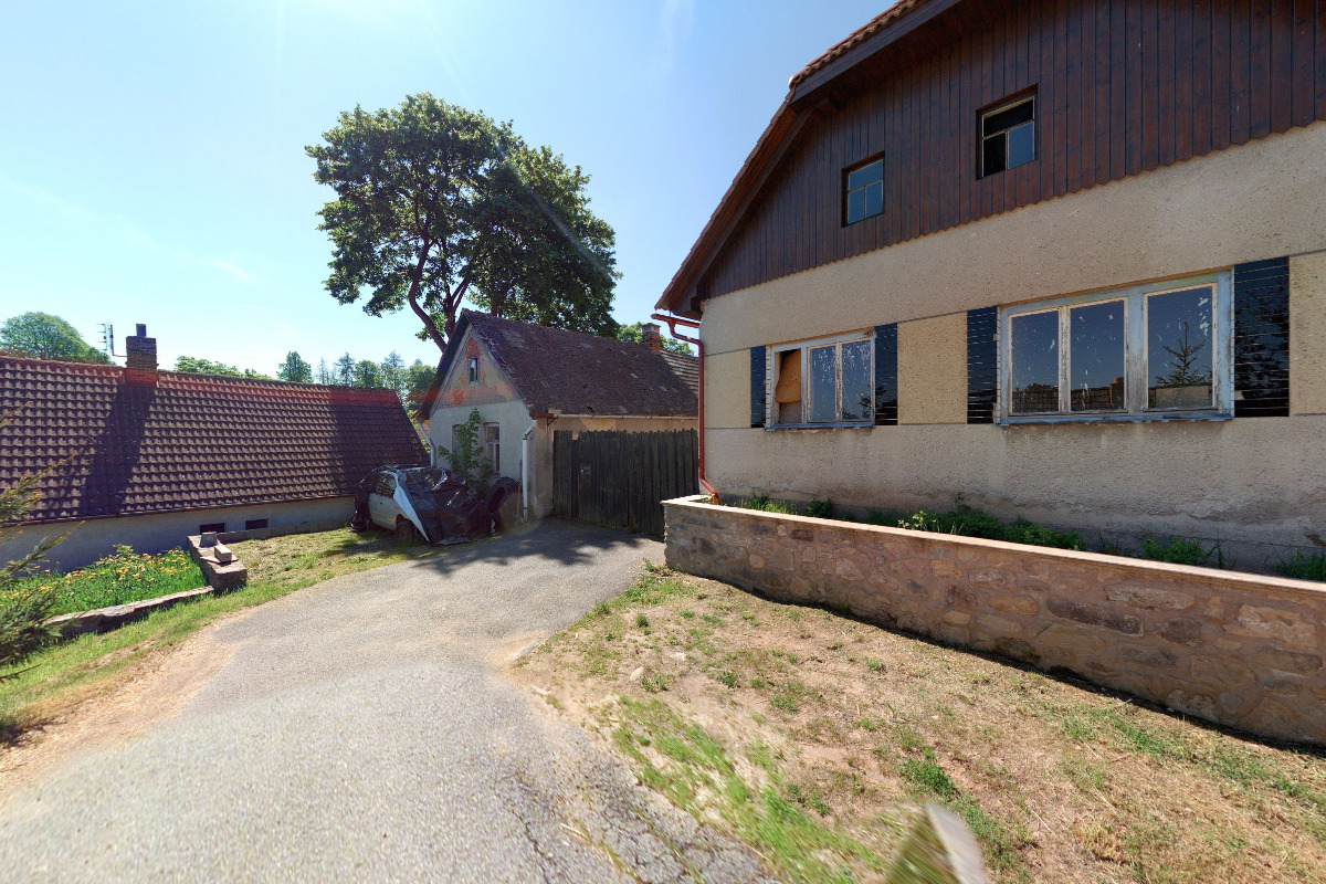 Prodejna nápojů Malé