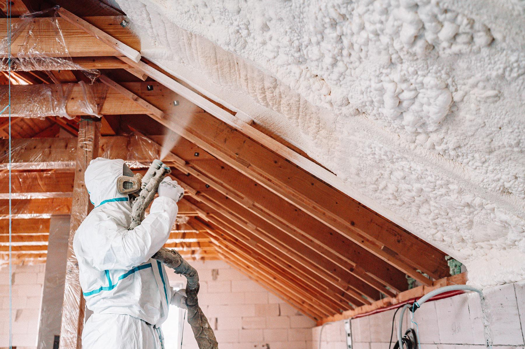 DBM Nástřiková izolace