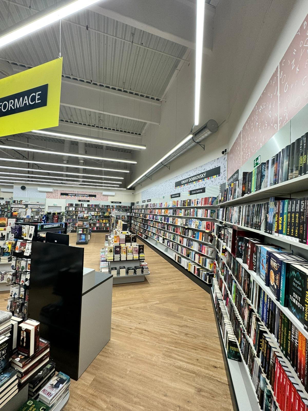 KNIHY DOBROVSKÝ foto 3