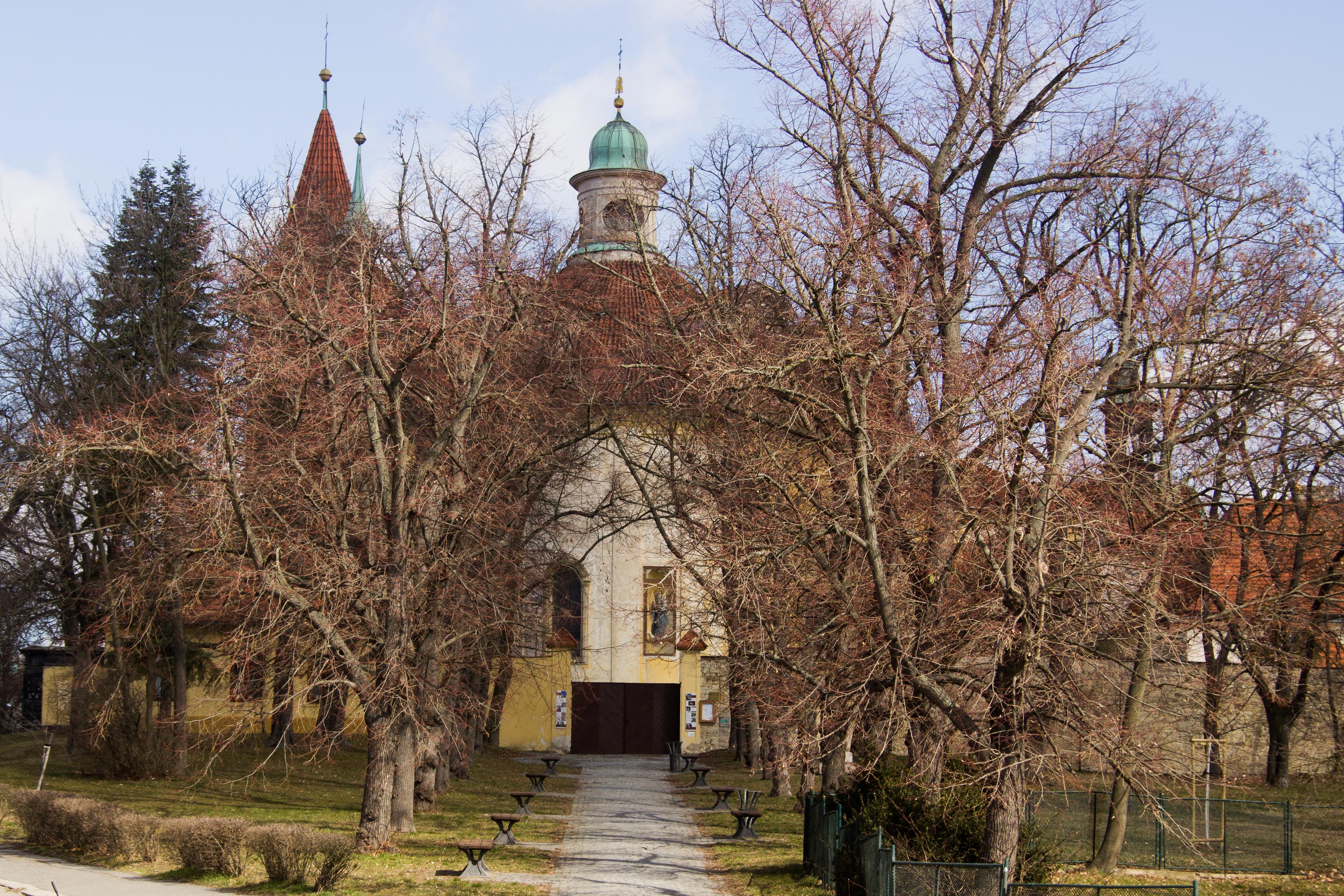 Klášter Nejsvětější Trojice Řádu bosých karmelitánů foto 6