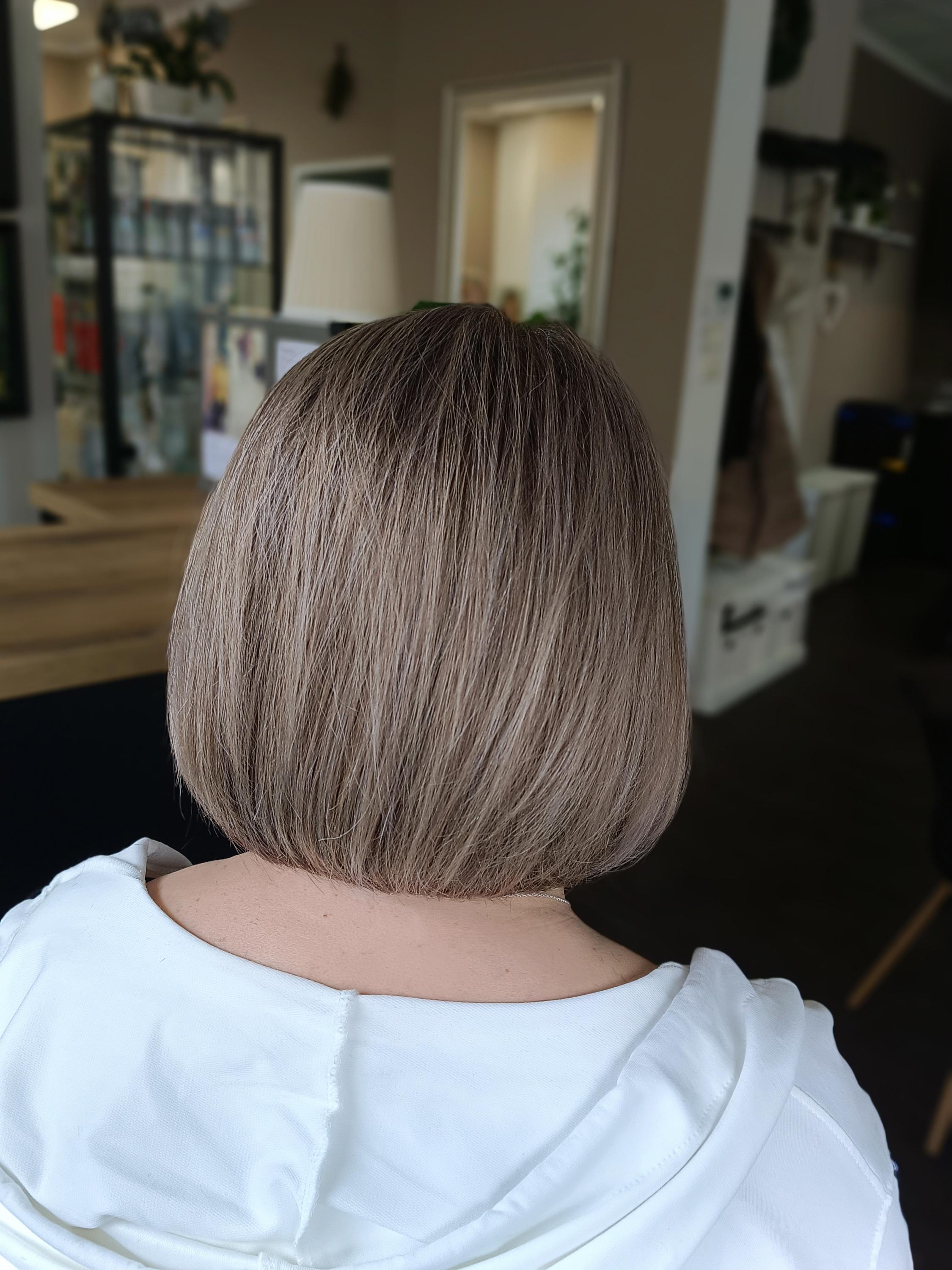 Lenka Symjonka - Kadeřnictví foto 6