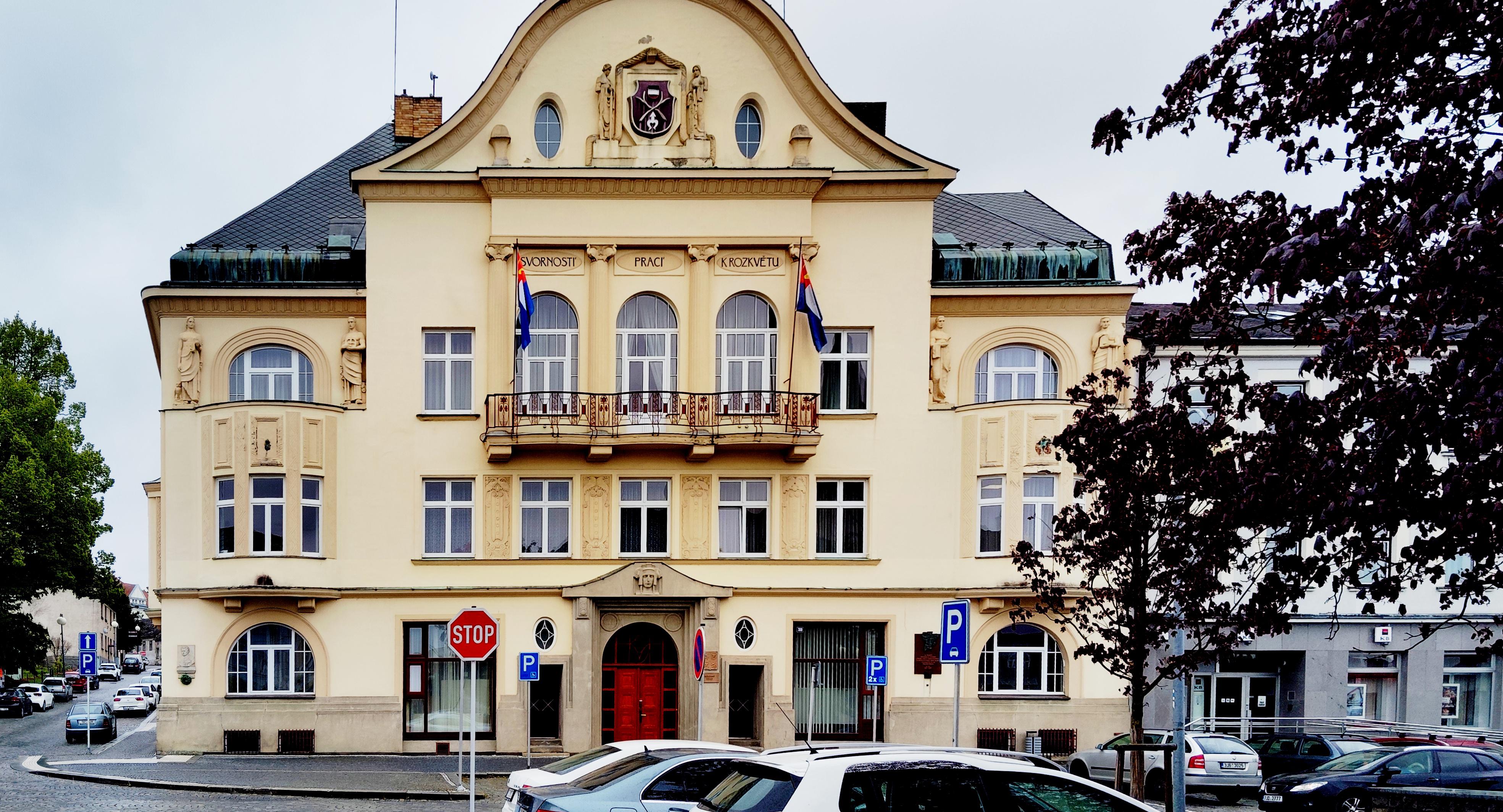 Humpolec - městský úřad foto 2