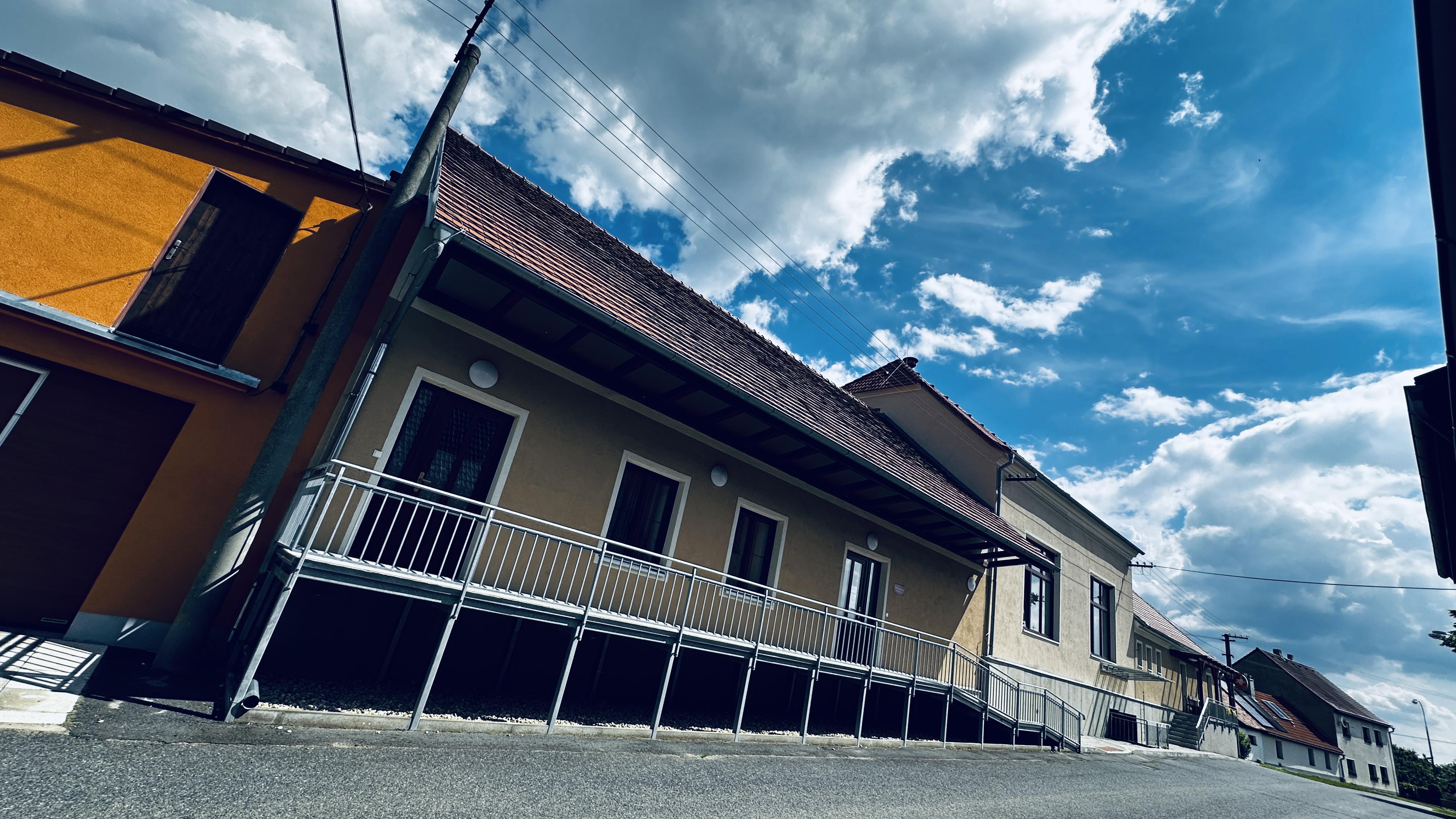 Místní knihovna Třebomyslice foto 5