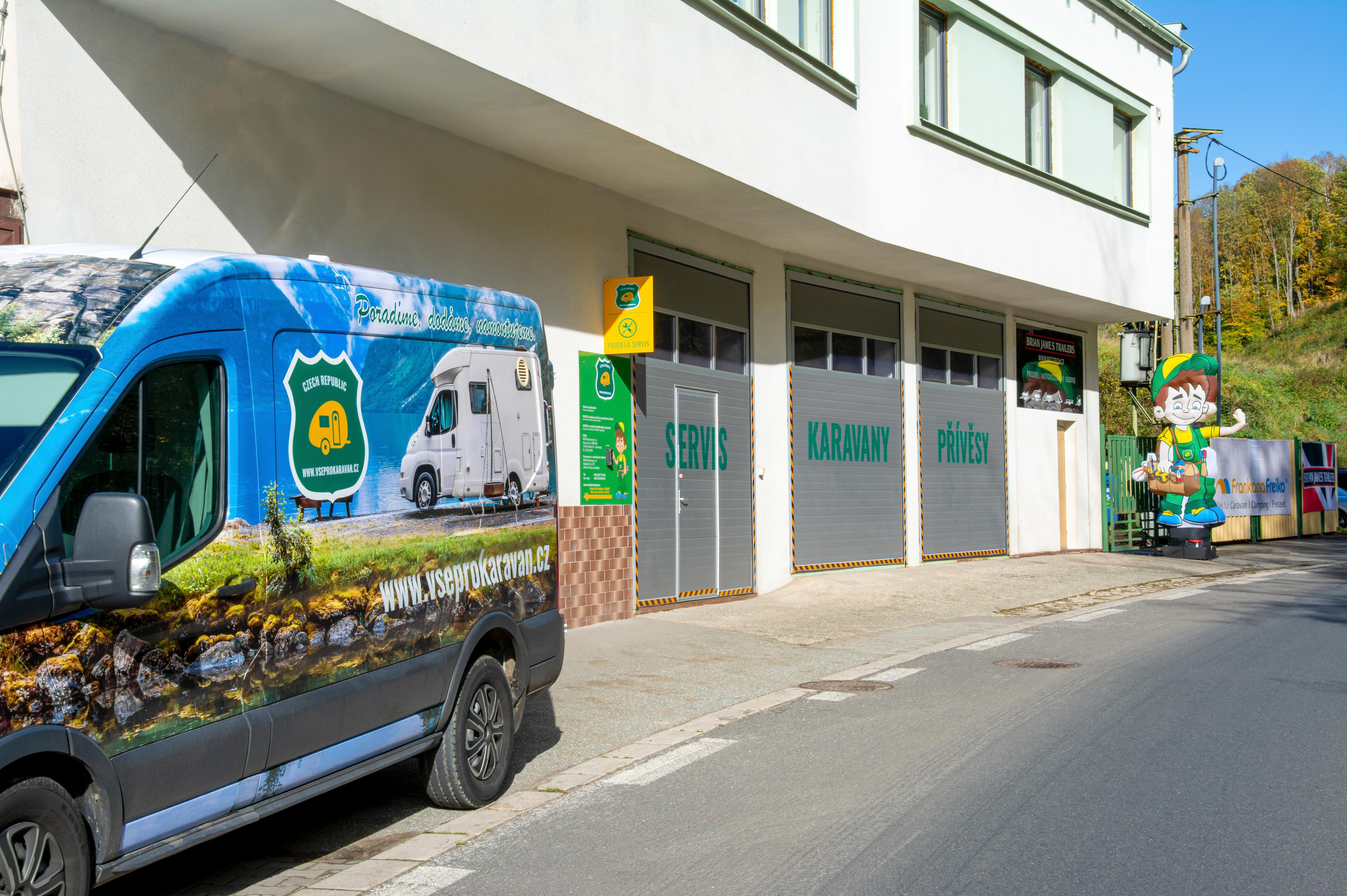 Bazar nových speciálních přívěsů