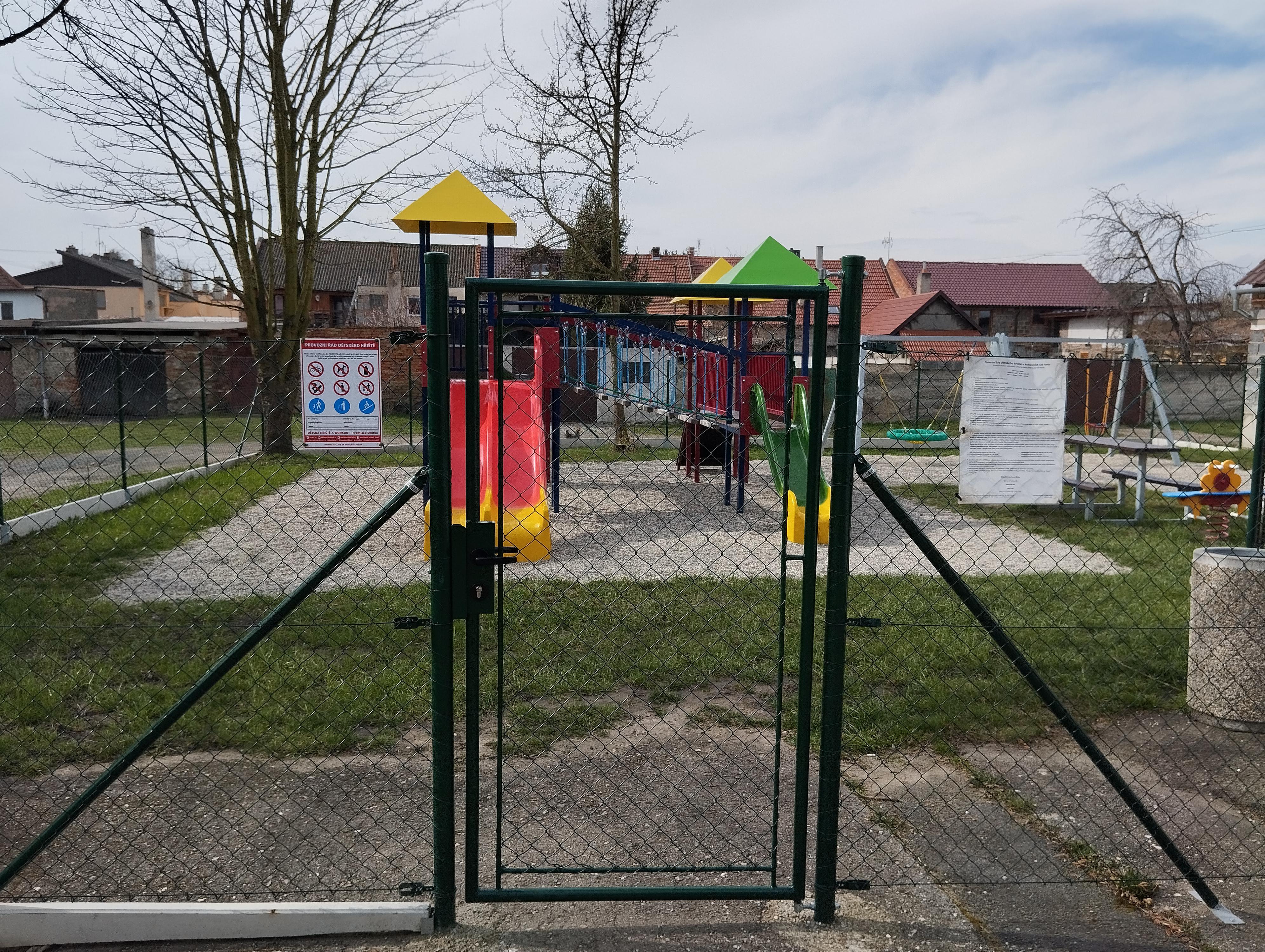 Měrovice nad Hanou - obecní úřad foto 6