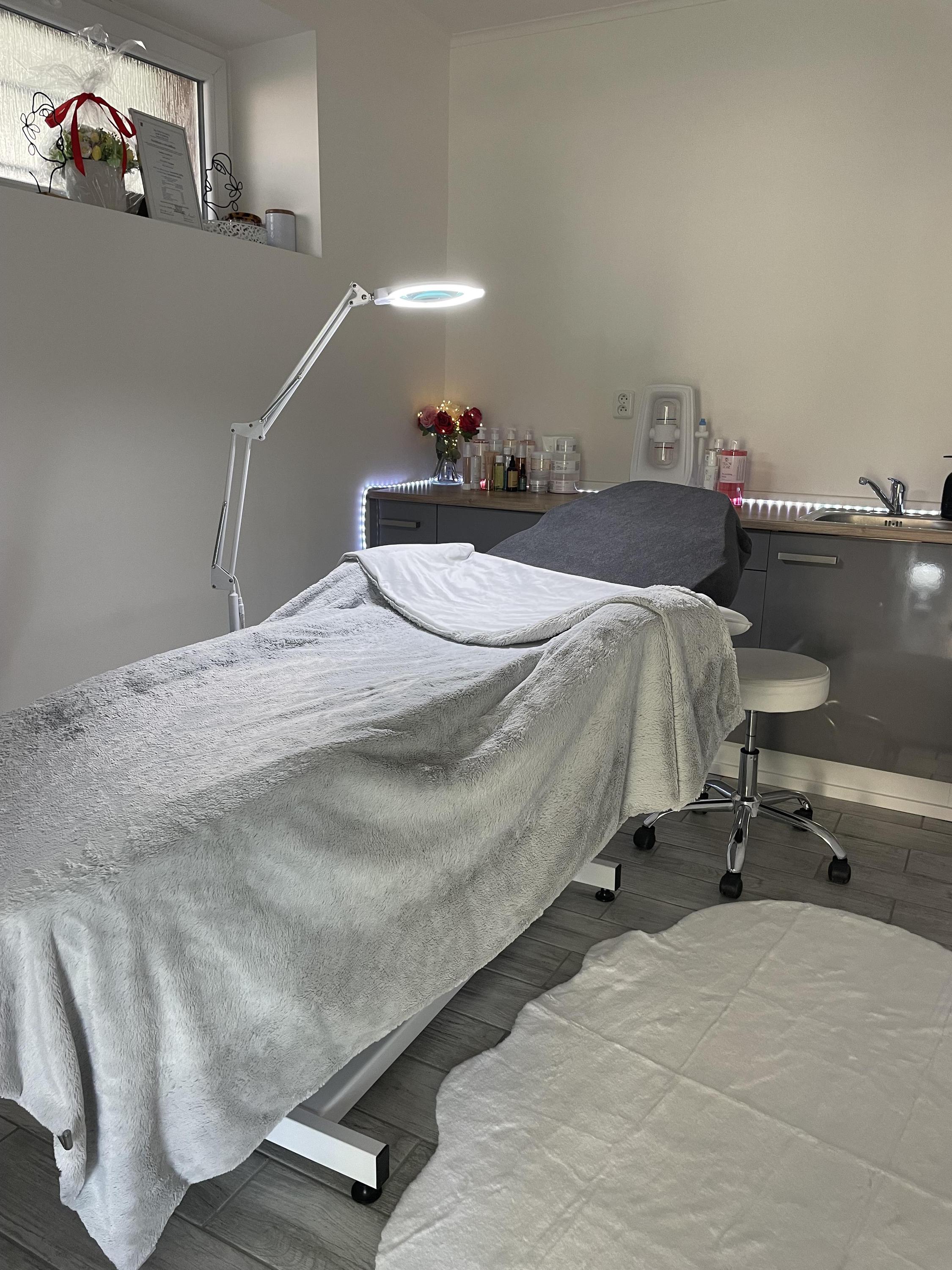 Nebula Kissed Skin Sanctuary foto 2