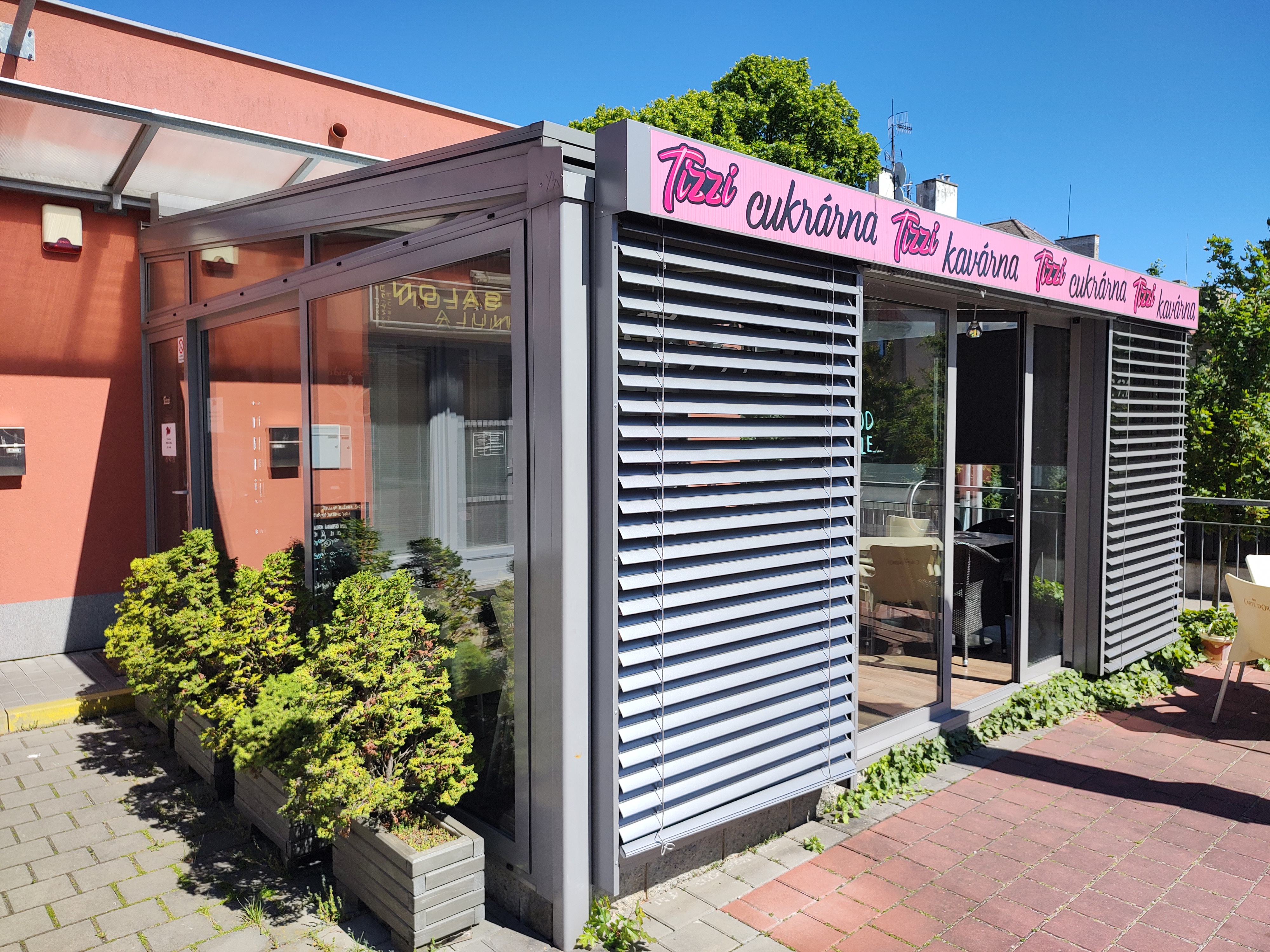 Tizzi cukrárna & kavárna foto 2