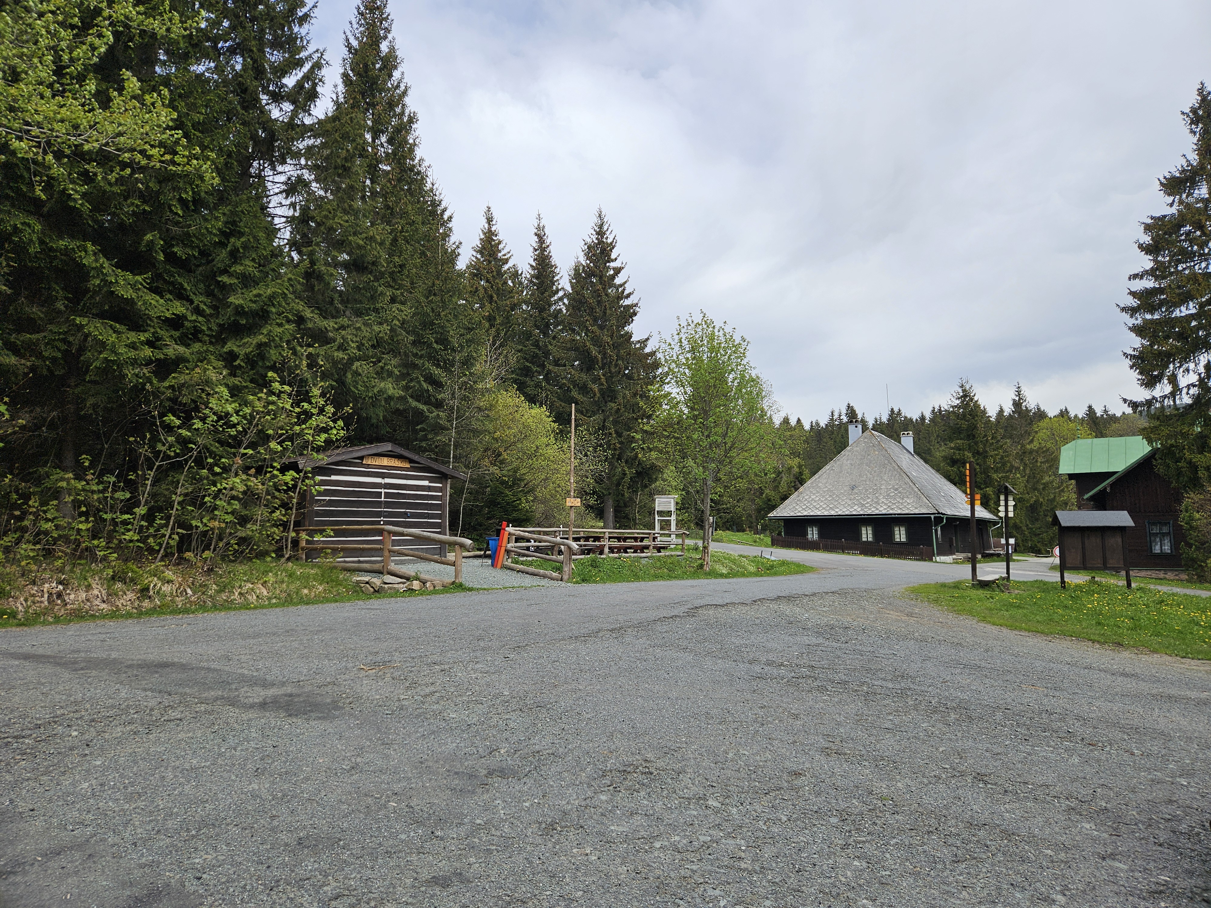 Občerstvení u Hájovny foto 5