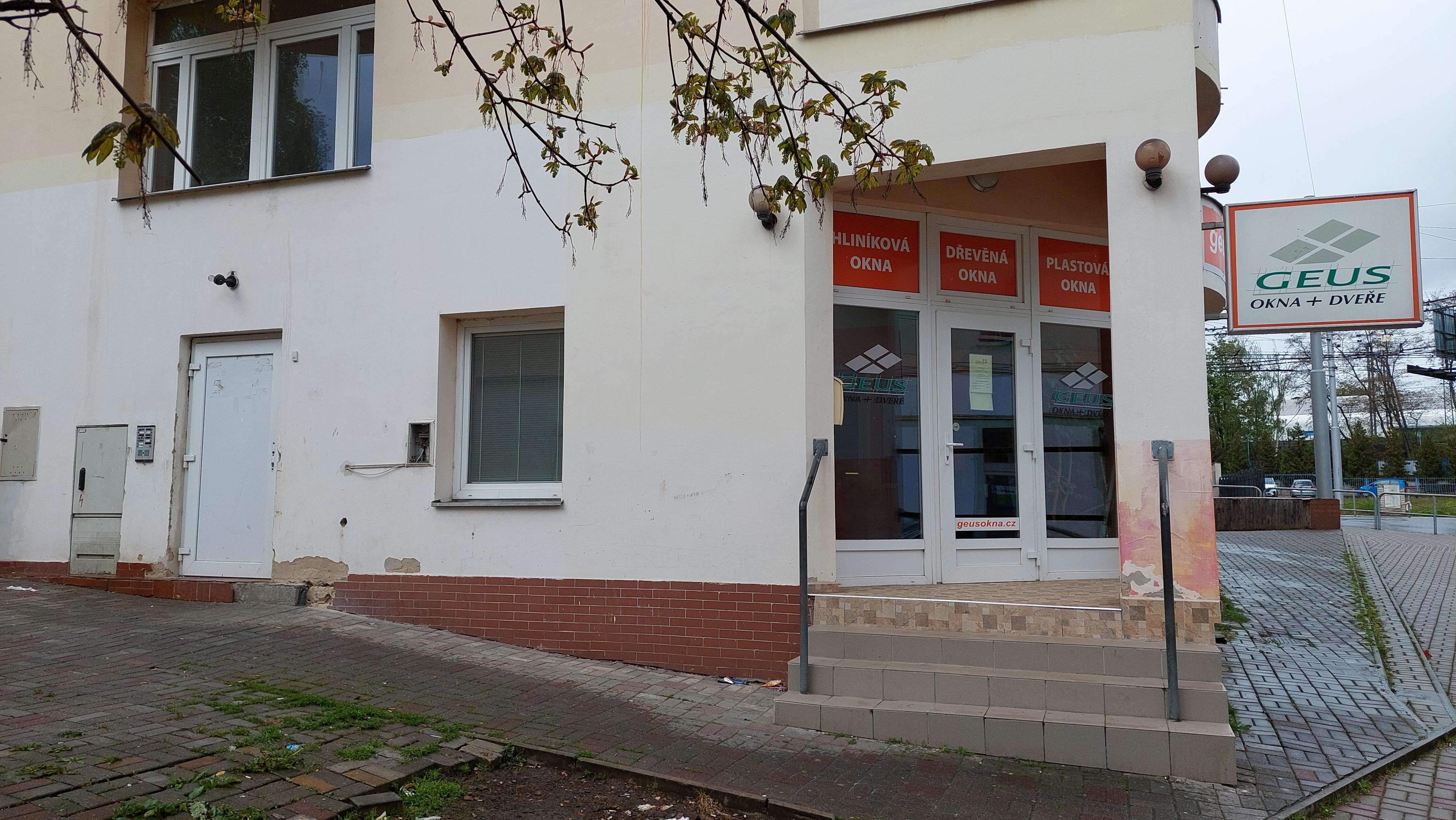 GEUS OKNA + DVEŘE foto 2