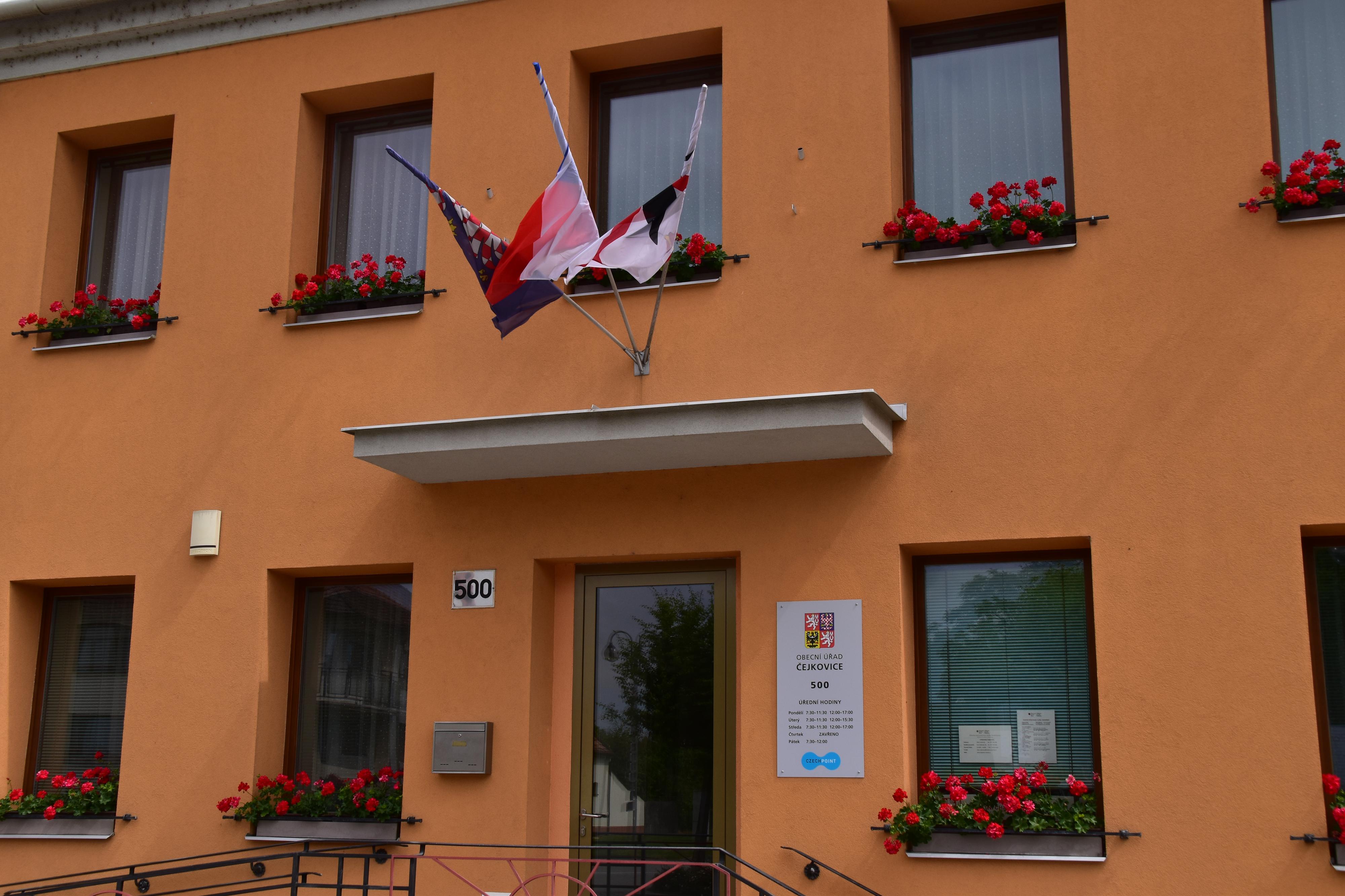 Čejkovice - obecní úřad foto 5