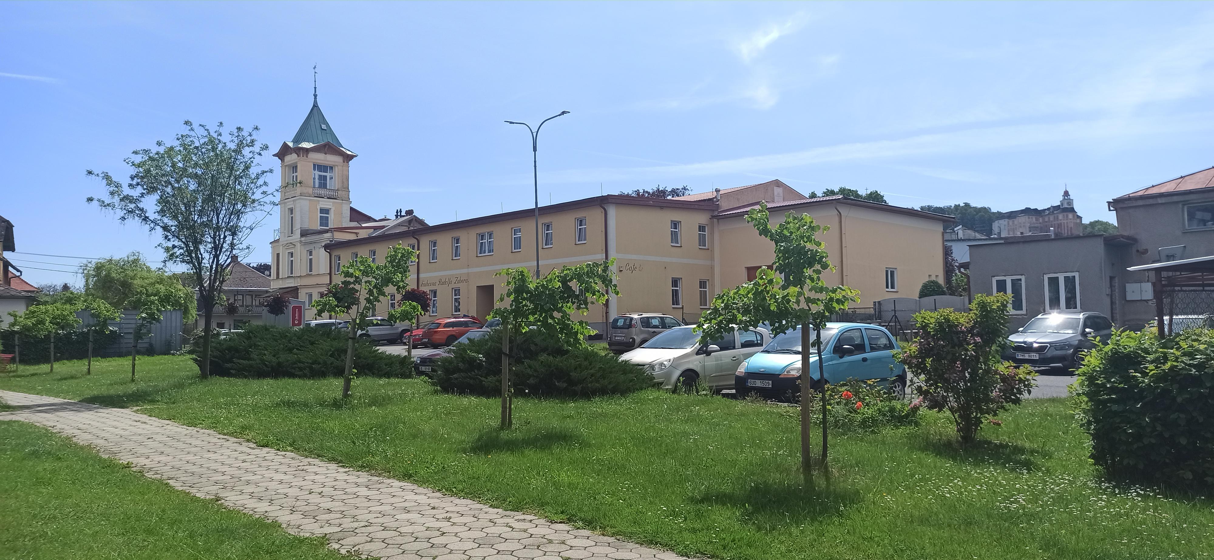 Městská knihovna Rudolfa Zubera foto 4