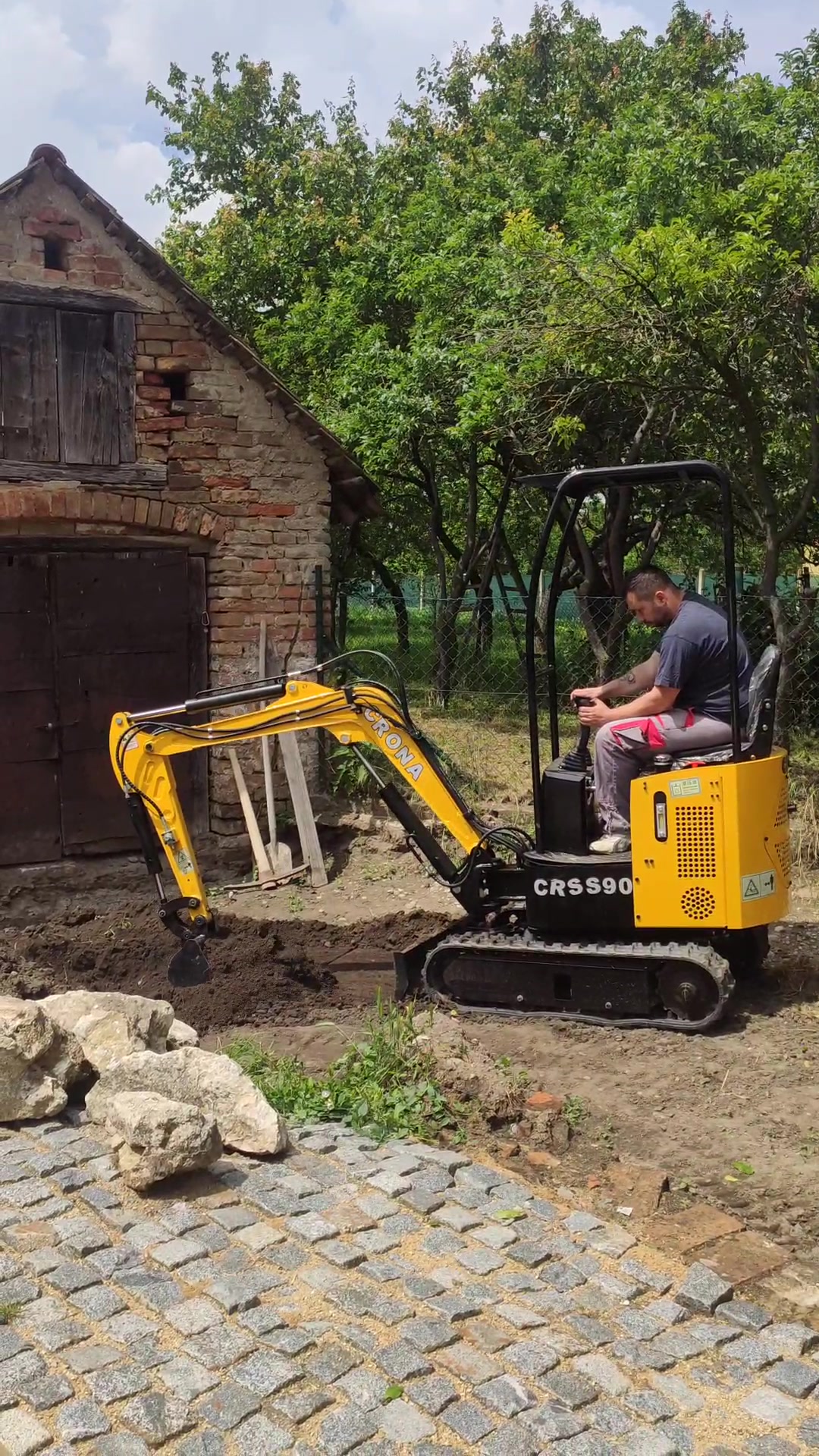 BAGRDEPO.cz foto 2 (náhled videa)