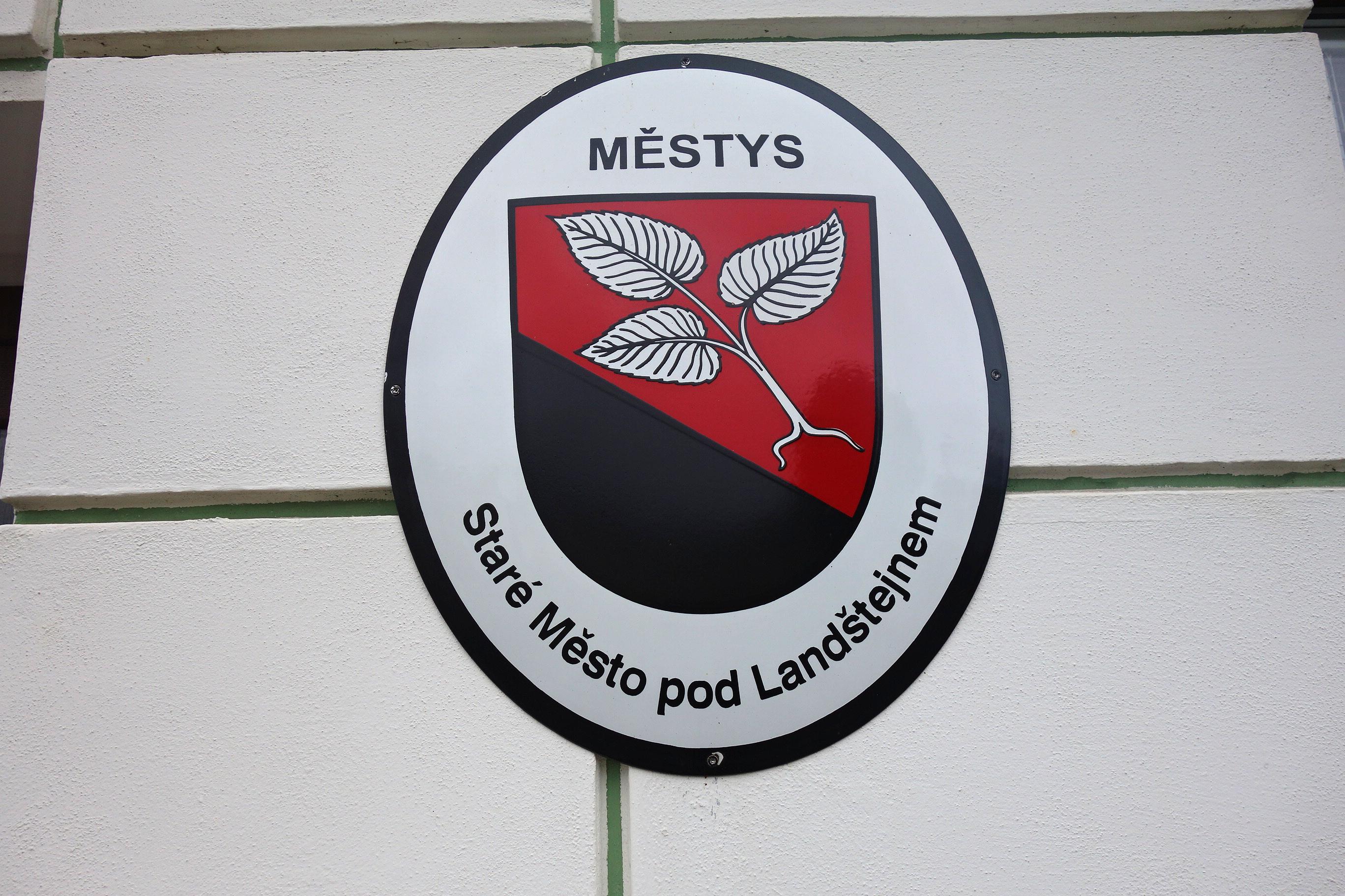 Staré Město pod Landštejnem - úřad městyse foto 6