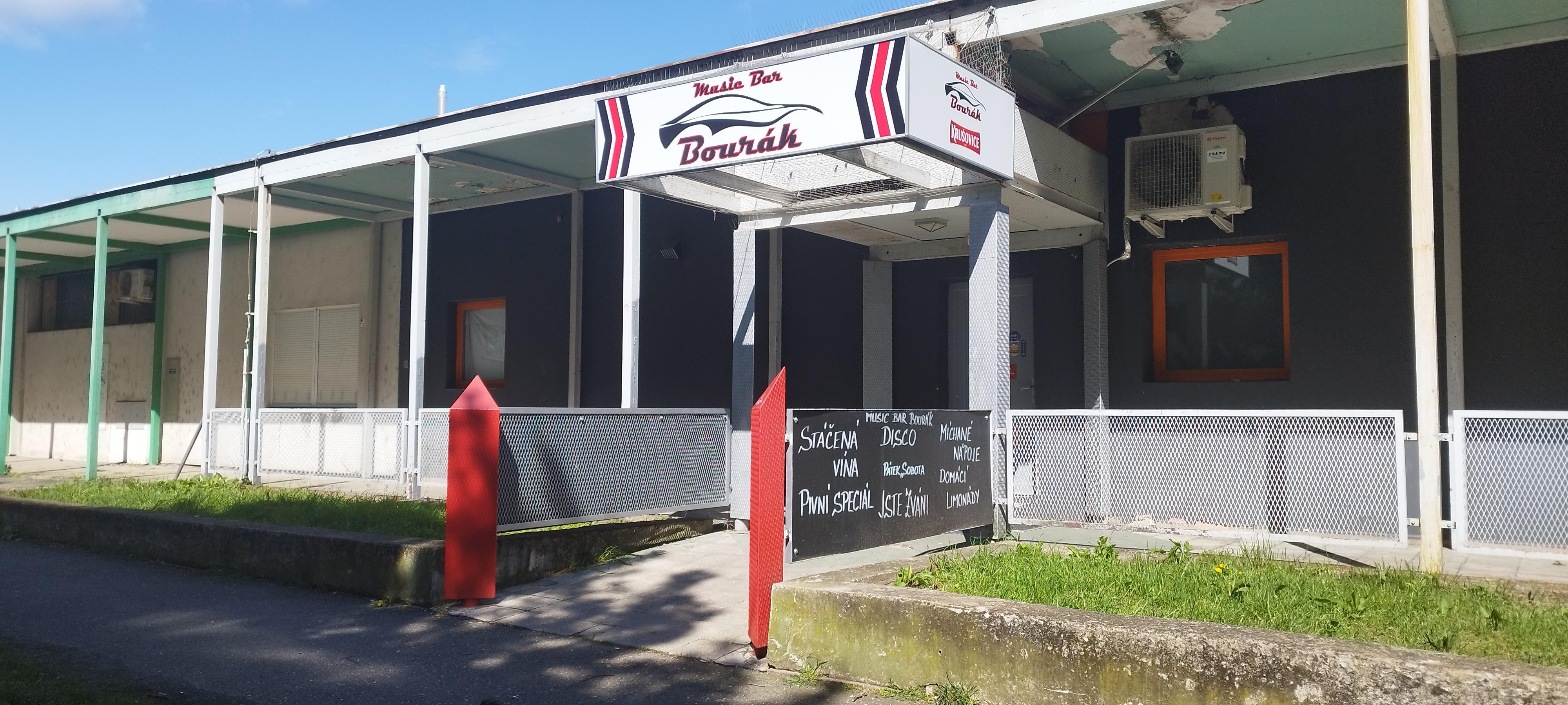 Music Bar Bourák foto 2