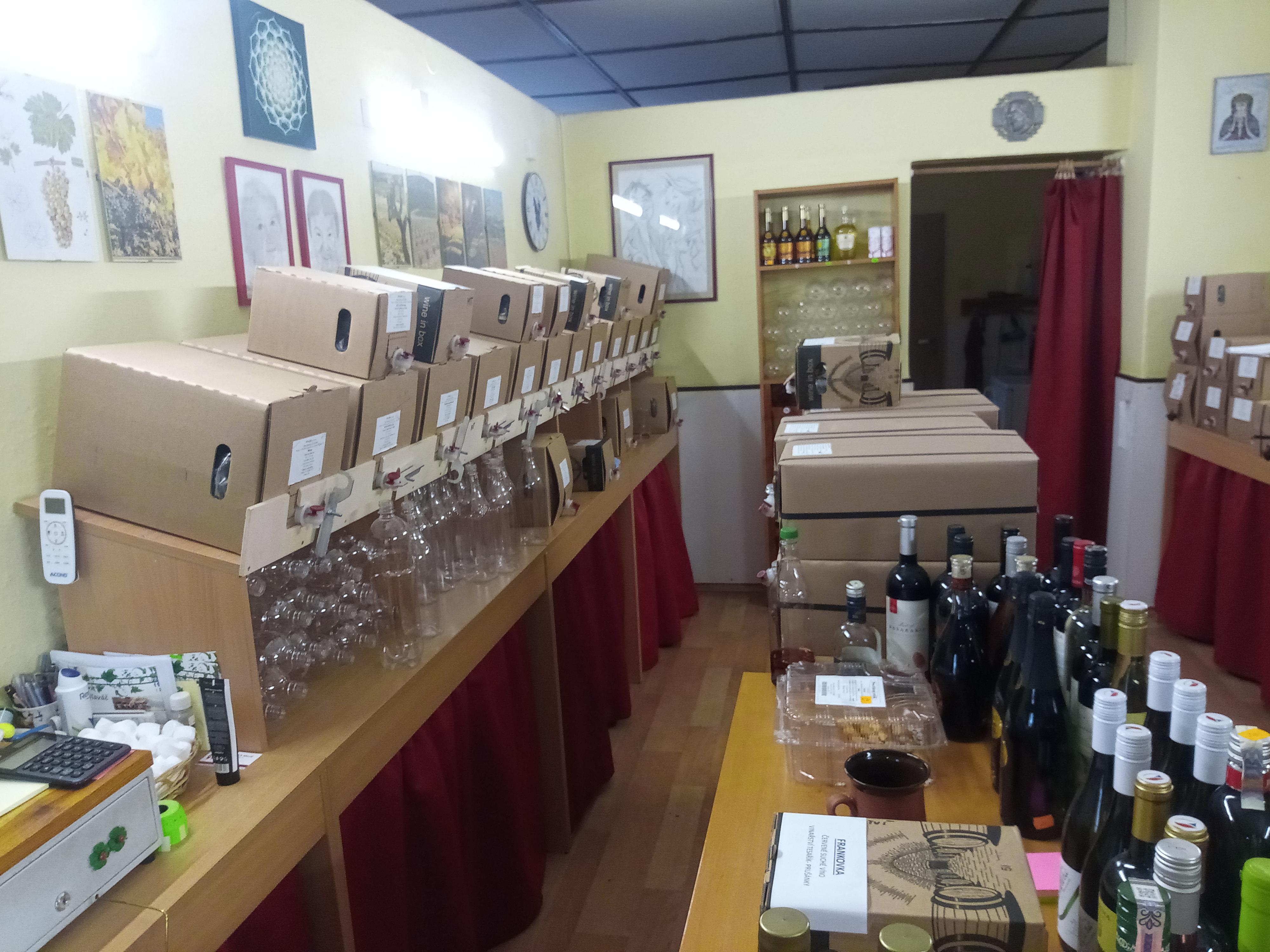 Vinotéka na Husáku Hlaváč foto 6