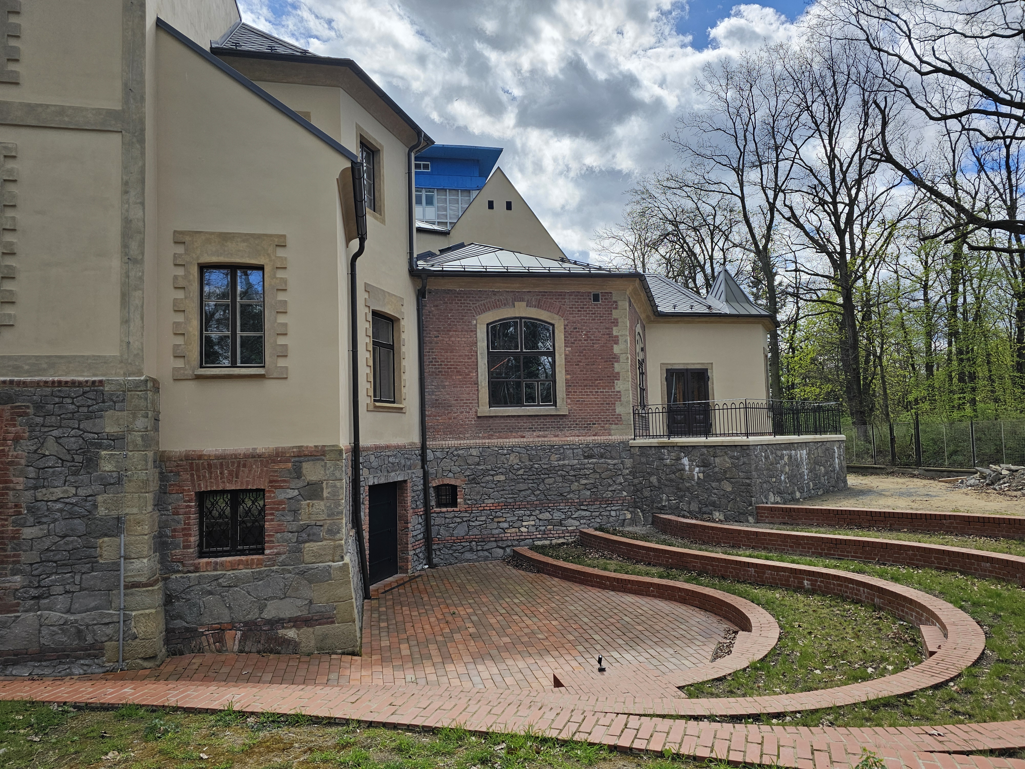 Zámeček Pardubice - Larischova vila foto 5
