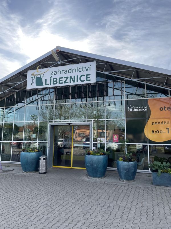 Truhlikov Libeznice (truhlíky jsou, balkonu terasy, truhlíky které) Truhlikov Libeznice