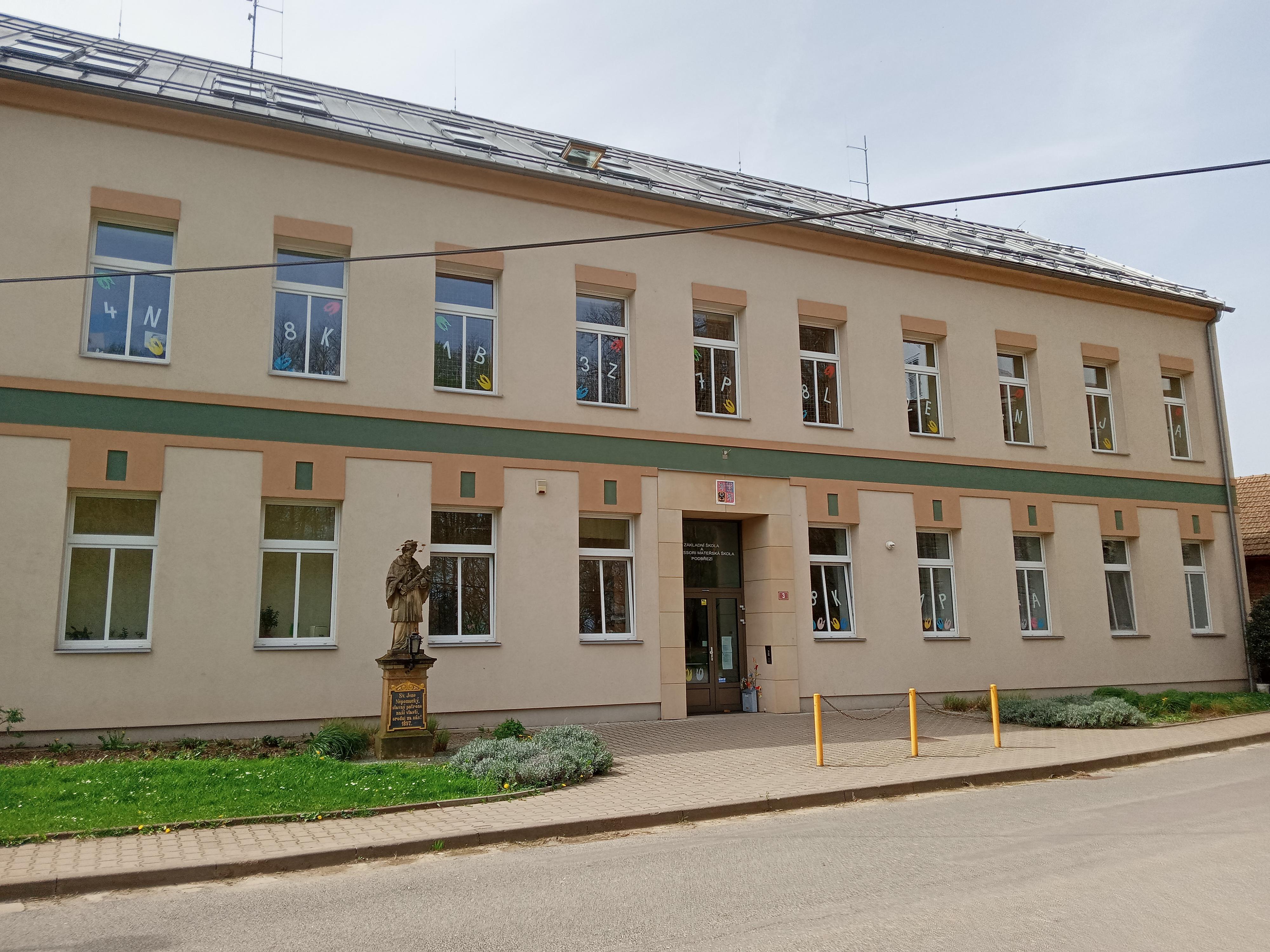 ZŠ Podbřezí foto 2