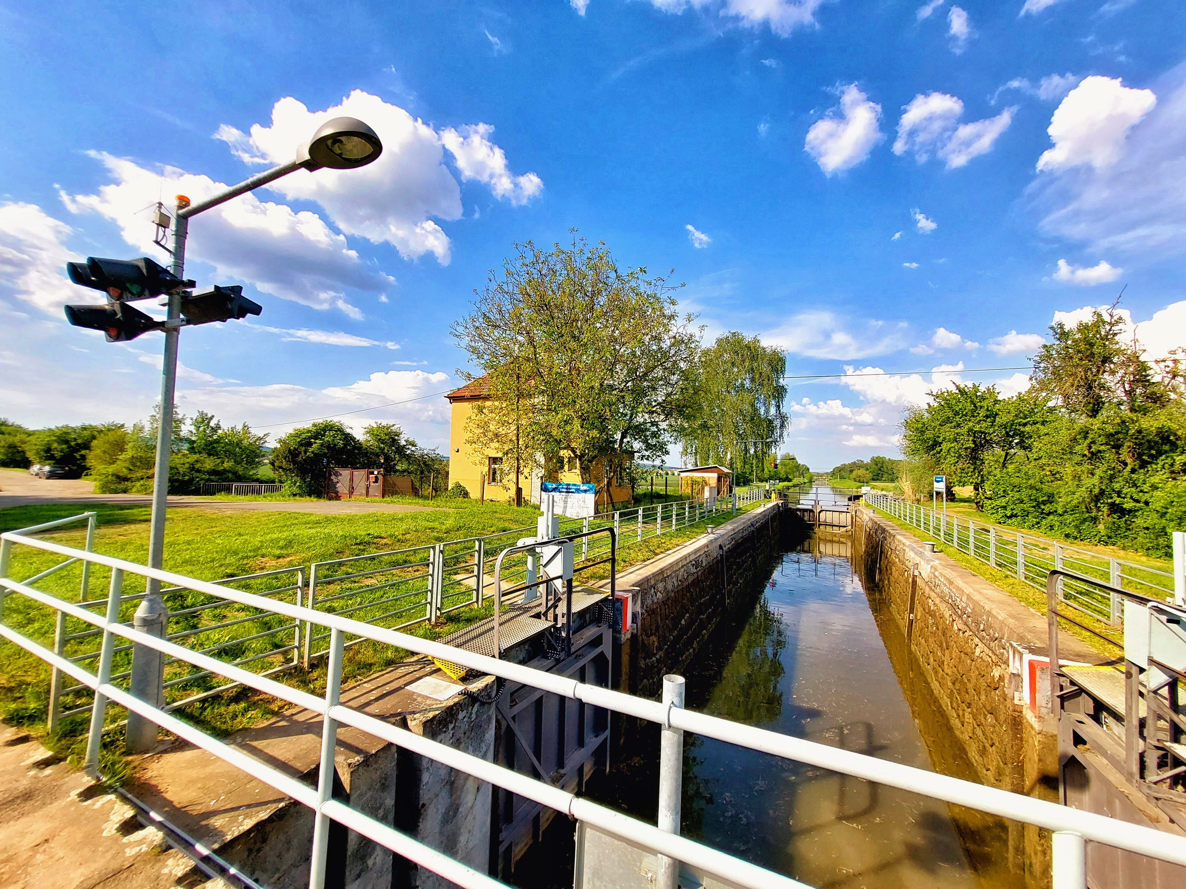 Plavební komora Babice