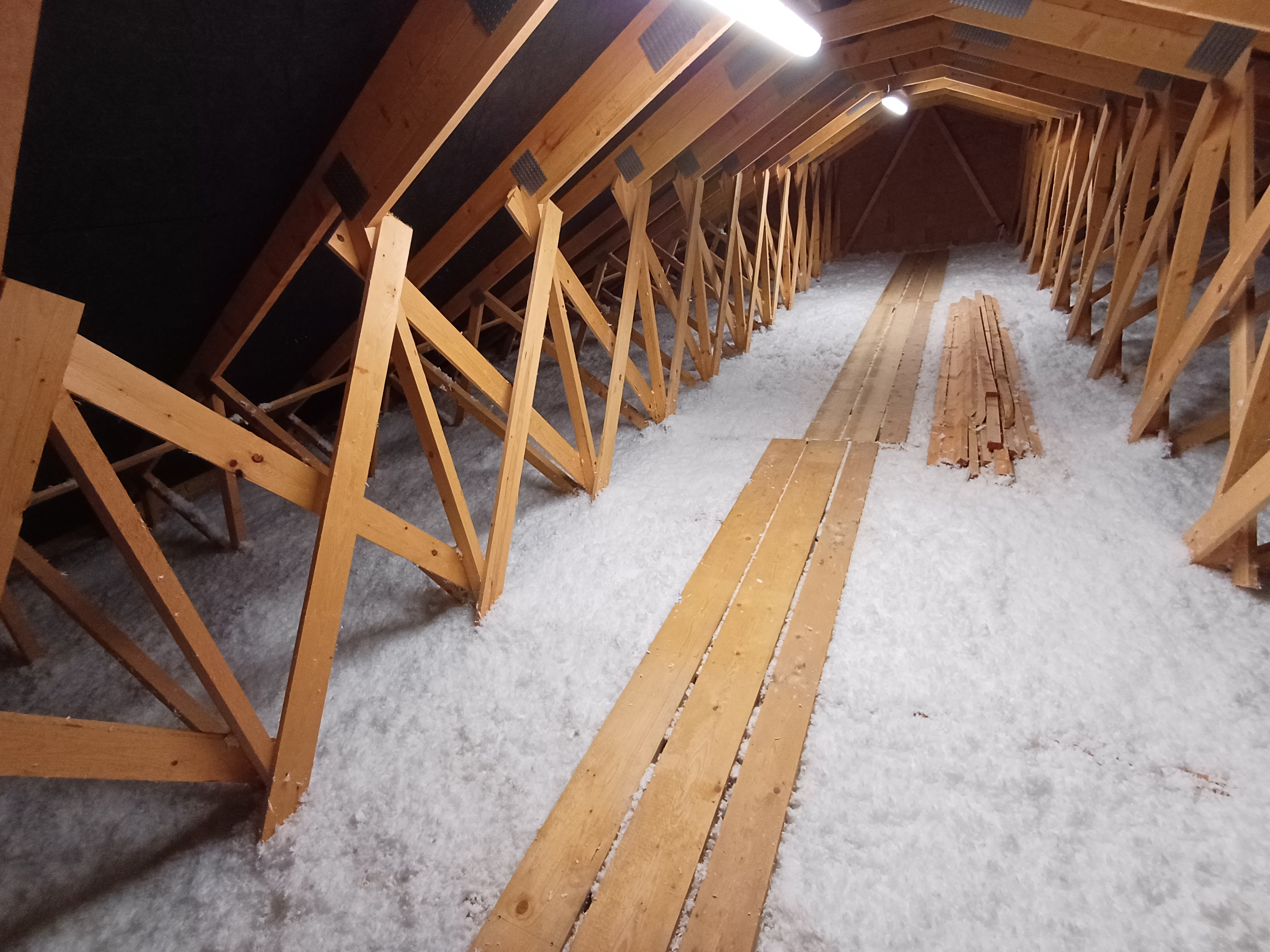 Foukaná izolace - Climatis foto 4