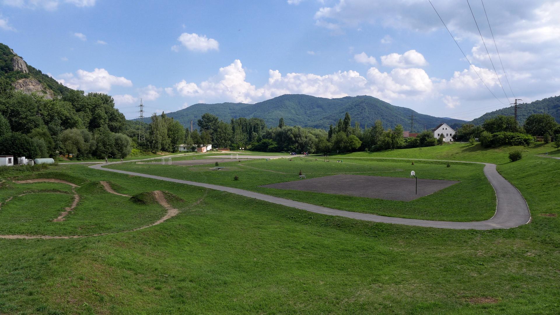 Sportovní areál PÍSKOVNA