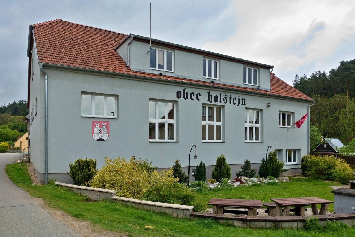 Holštejn - obecní úřad foto 5