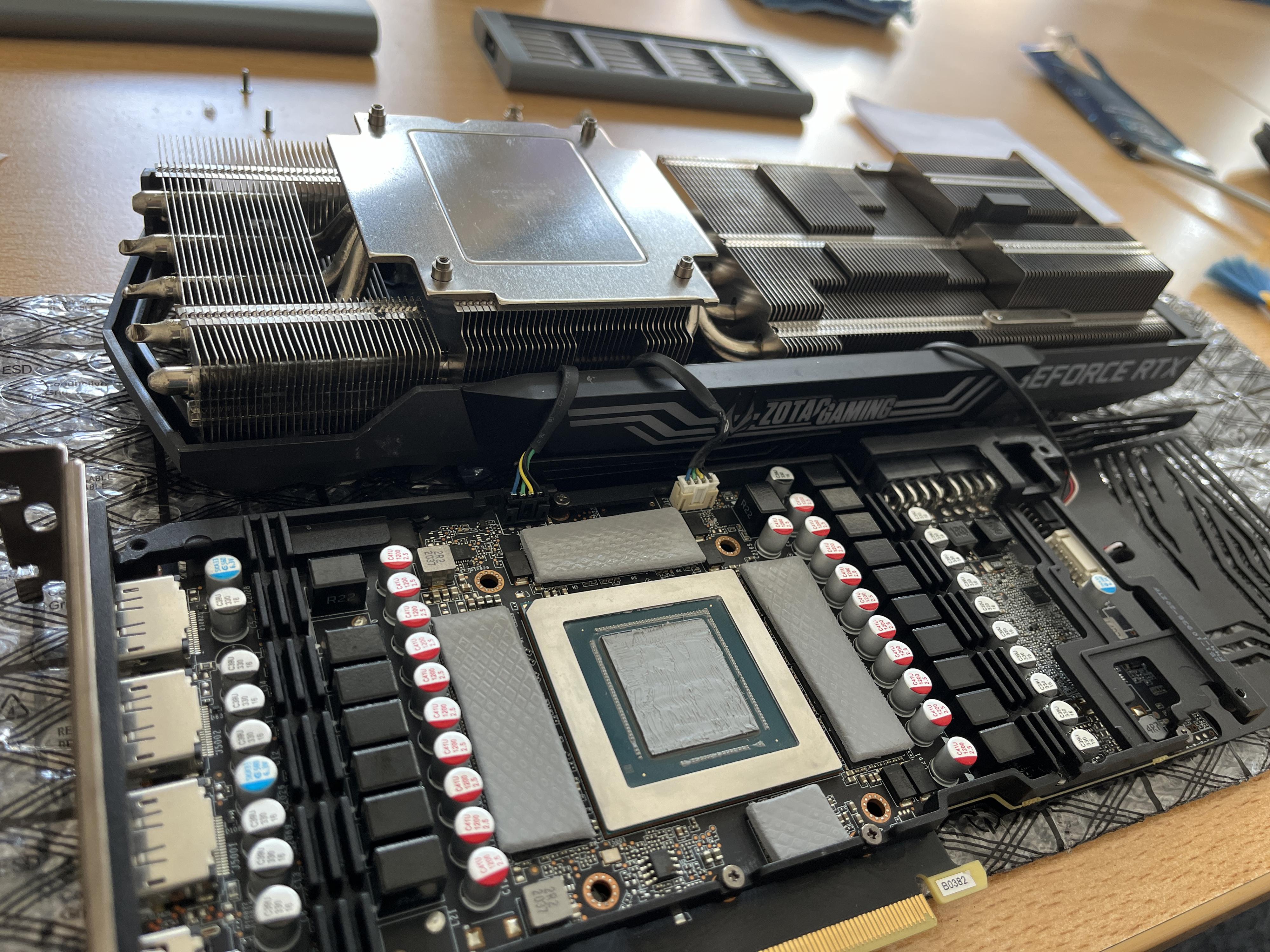 Repase grafické karty - čištění, výměna pasty a TP