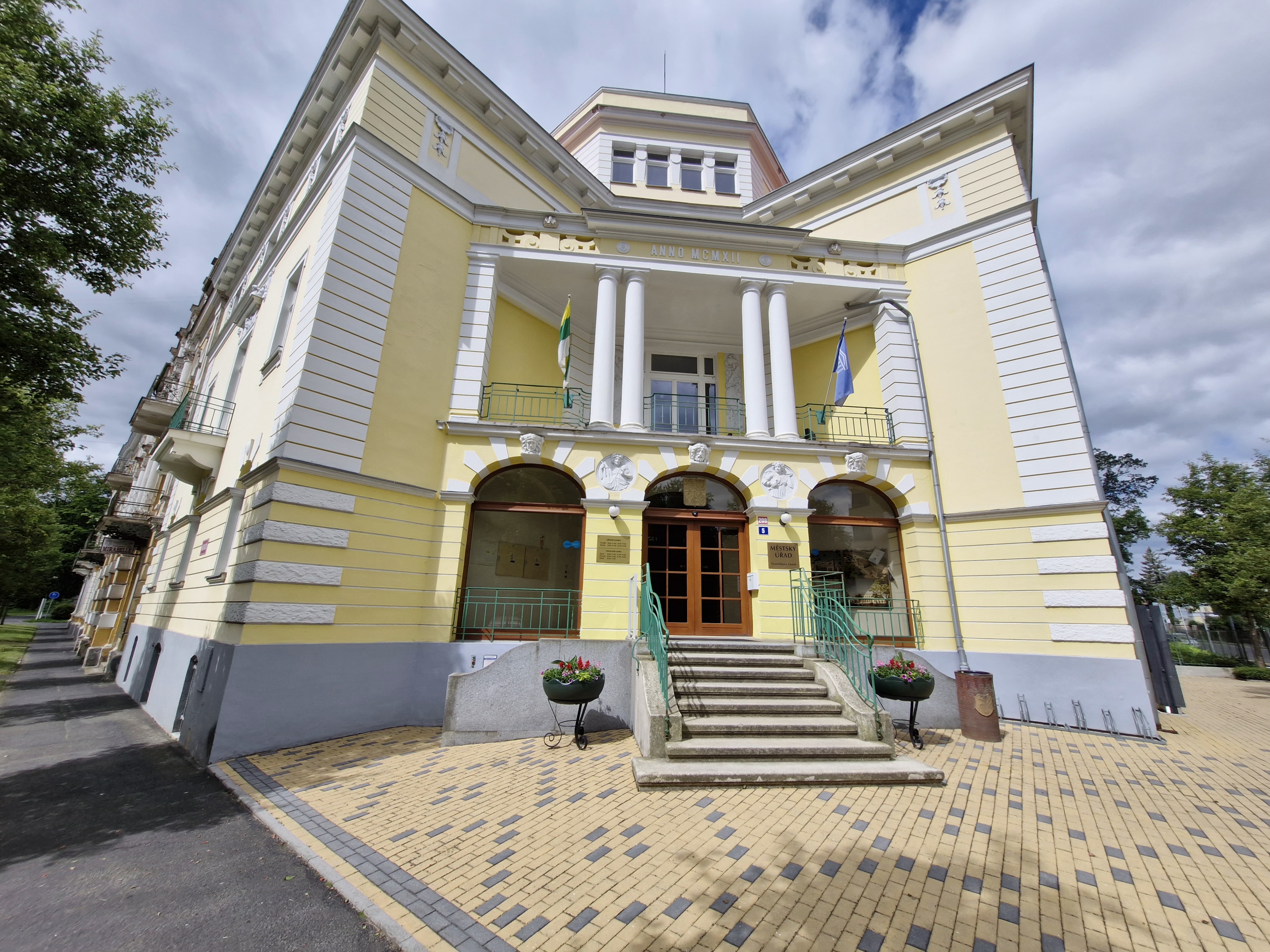 Františkovy Lázně - městský úřad foto 5
