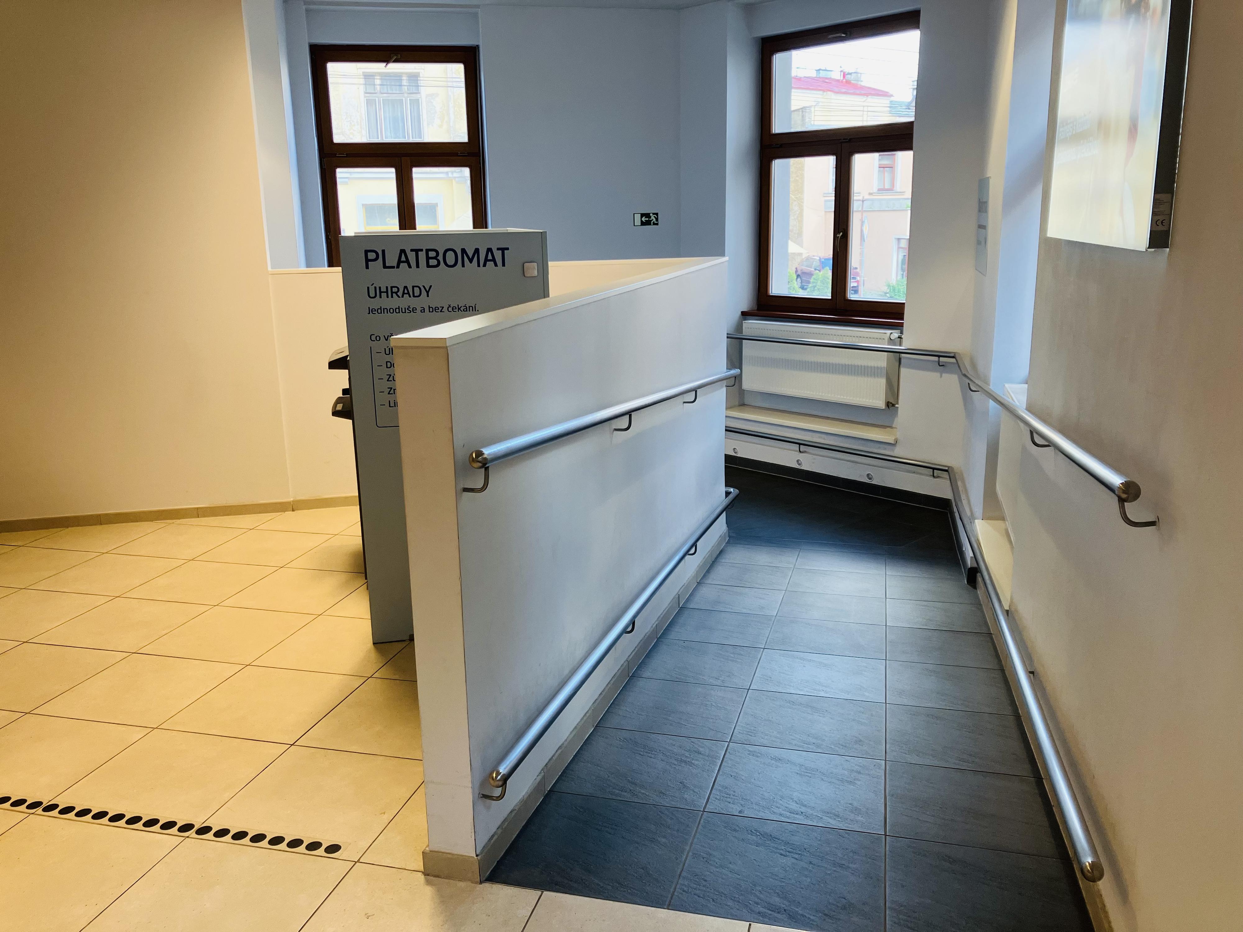 Česká spořitelna, a.s. foto 3