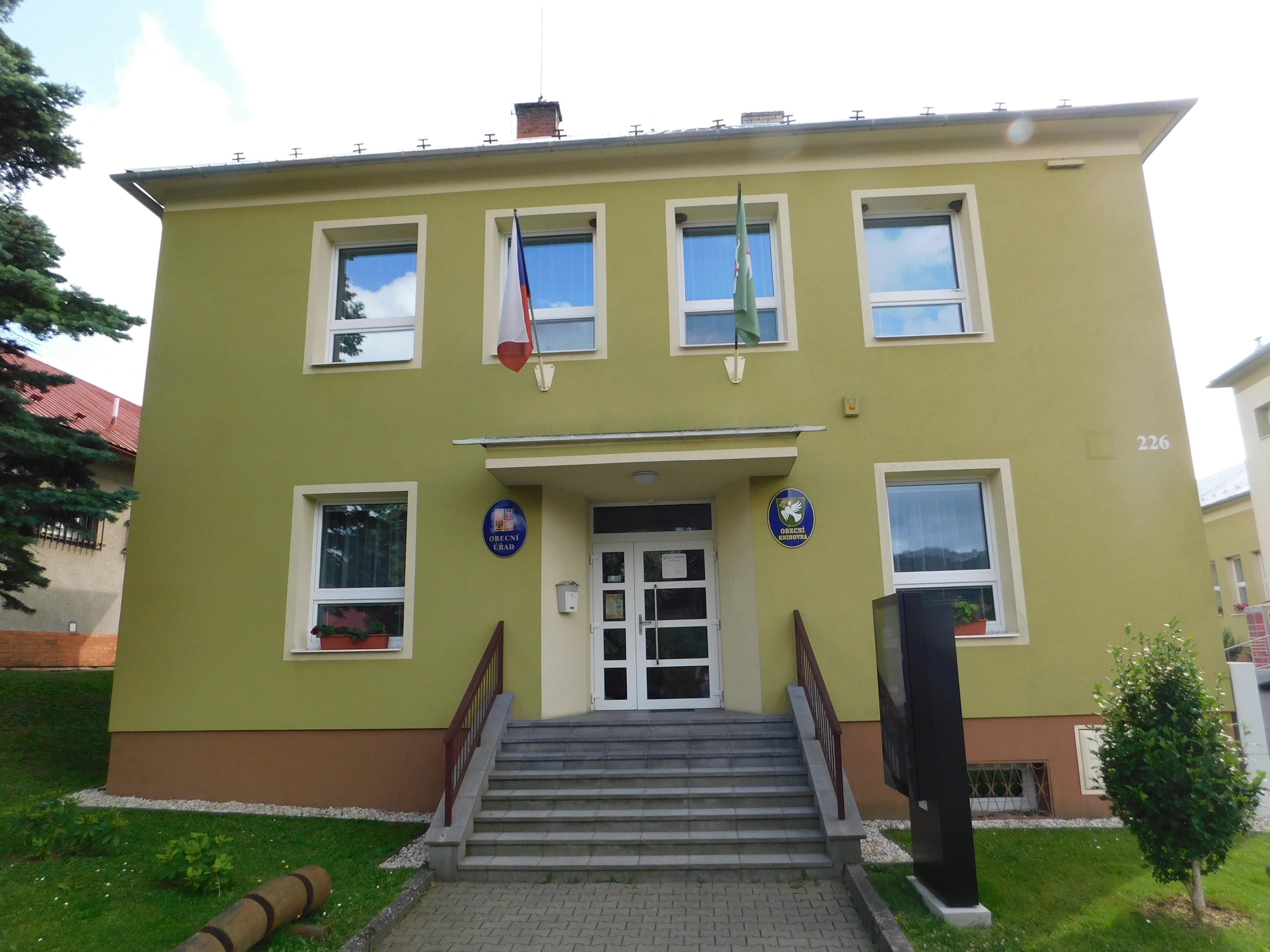 Bratřejov - obecní úřad foto 4