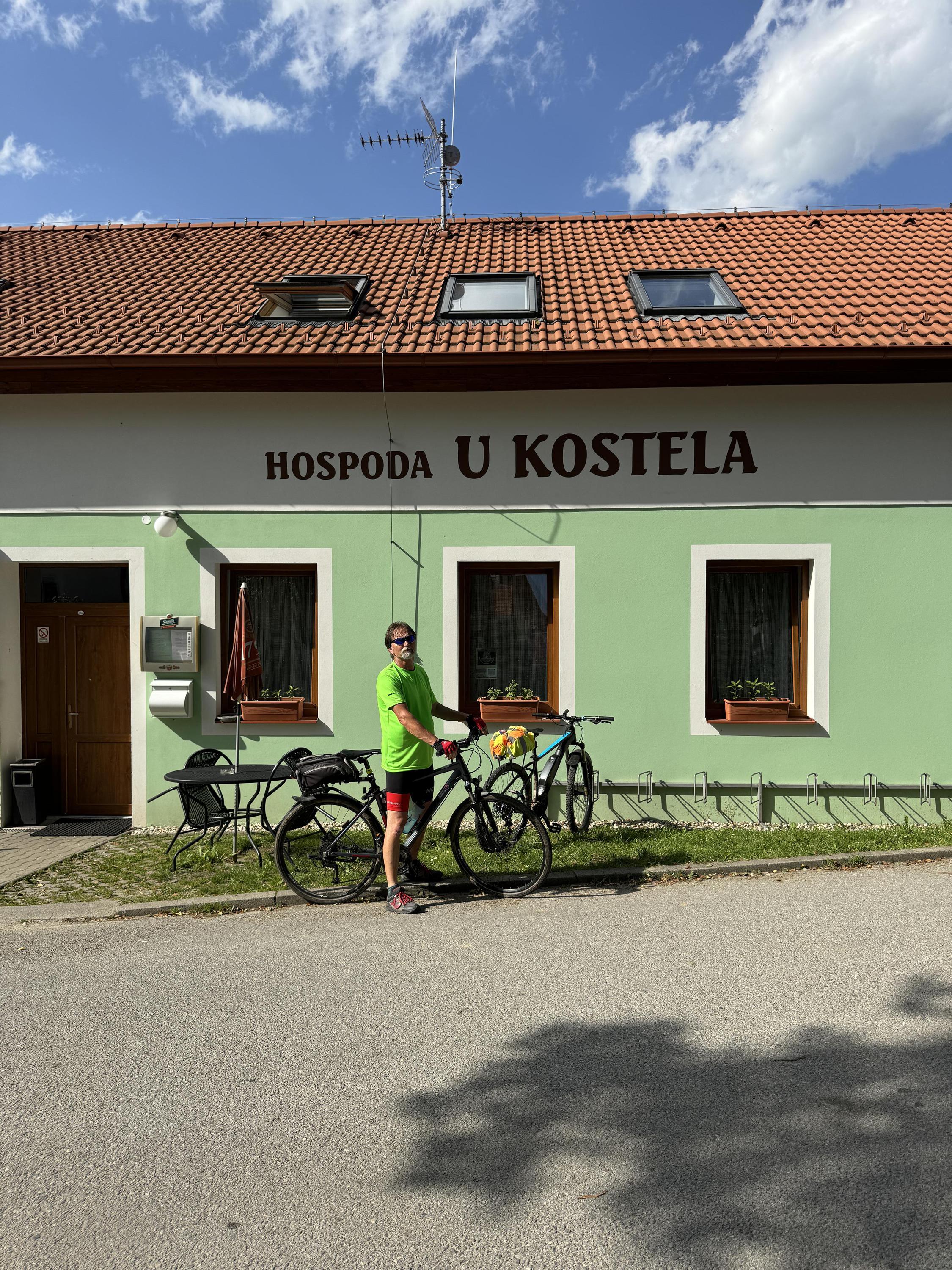 Hospoda U Kostela foto 6