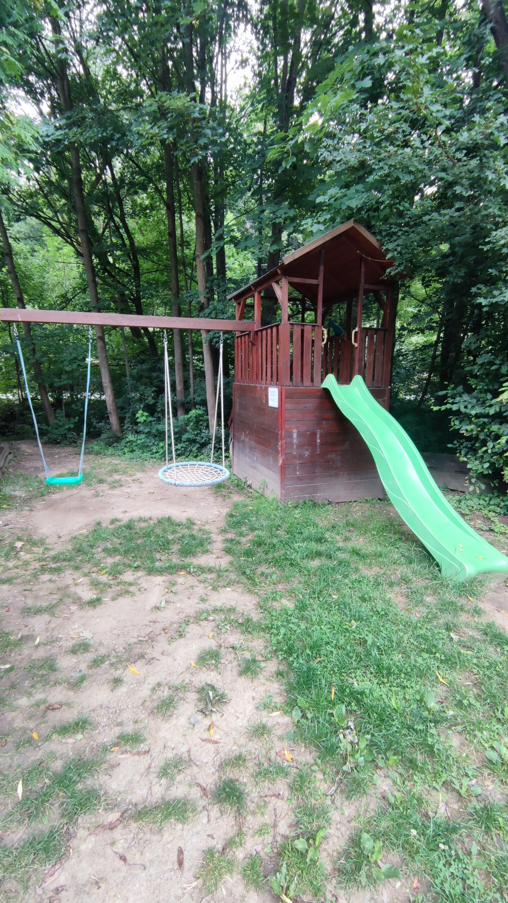 Občerstvení U Vydry pod hrází foto 2