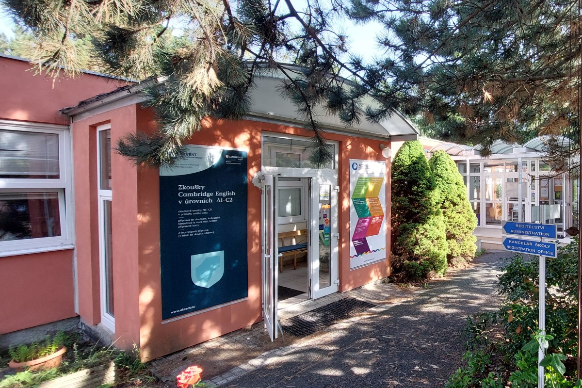 AKCENT International House Prague