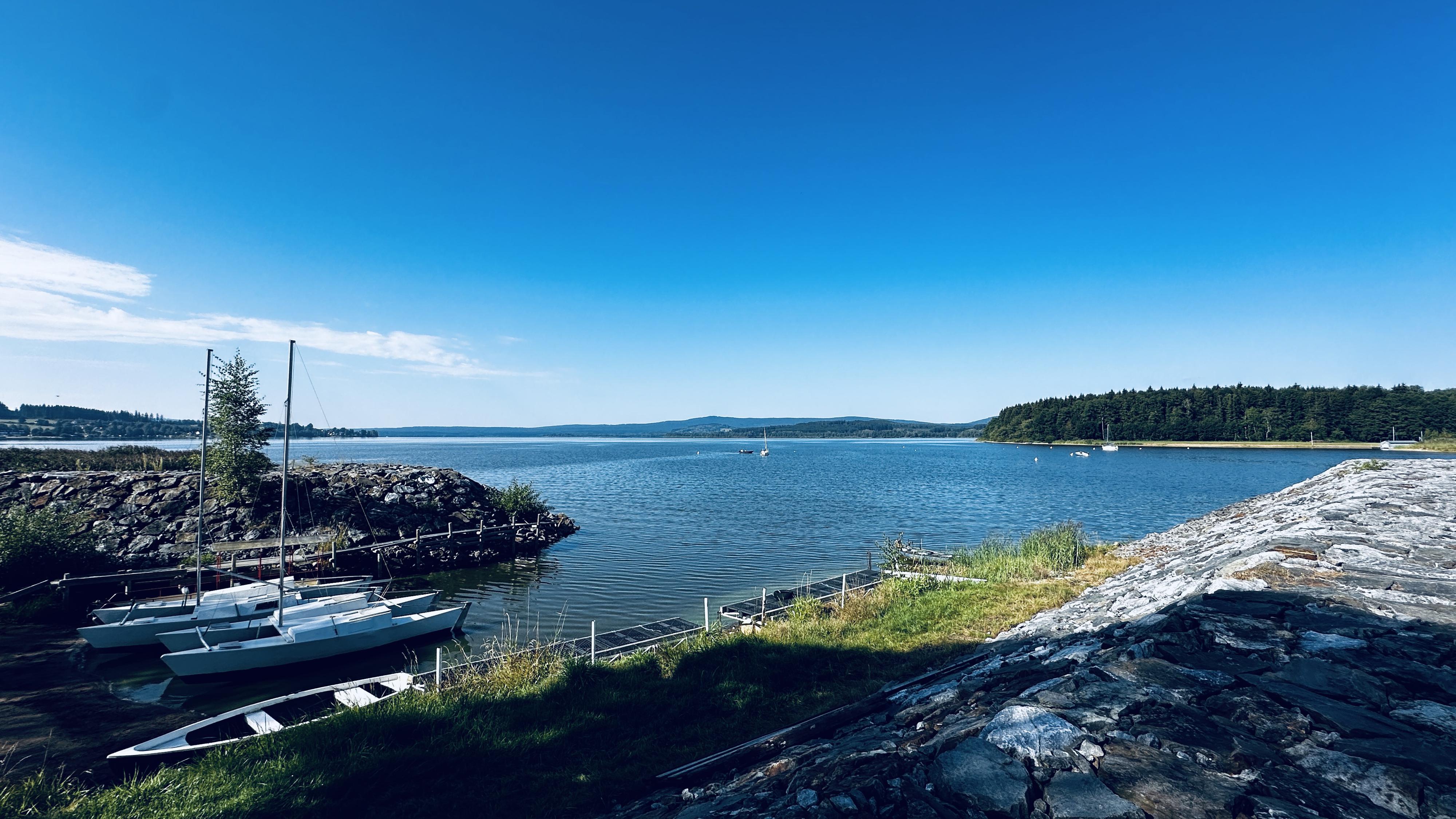 Půjčovna motorových člunů Lipno foto 1