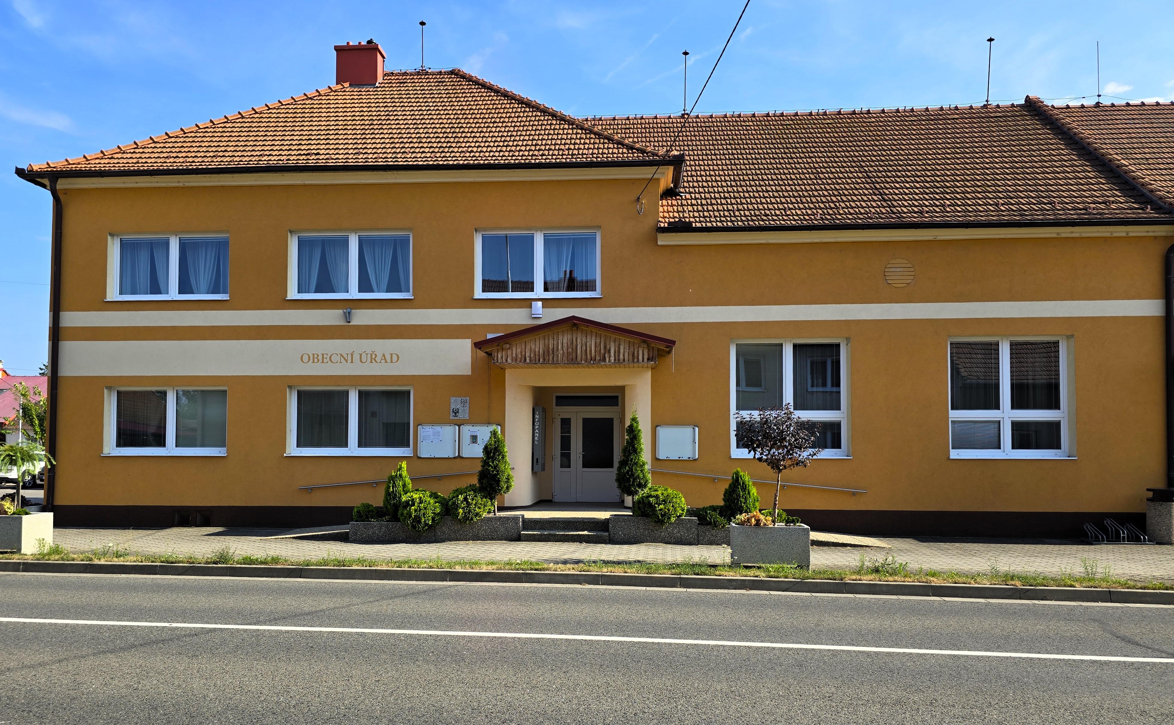 Tasov - obecní úřad foto 3
