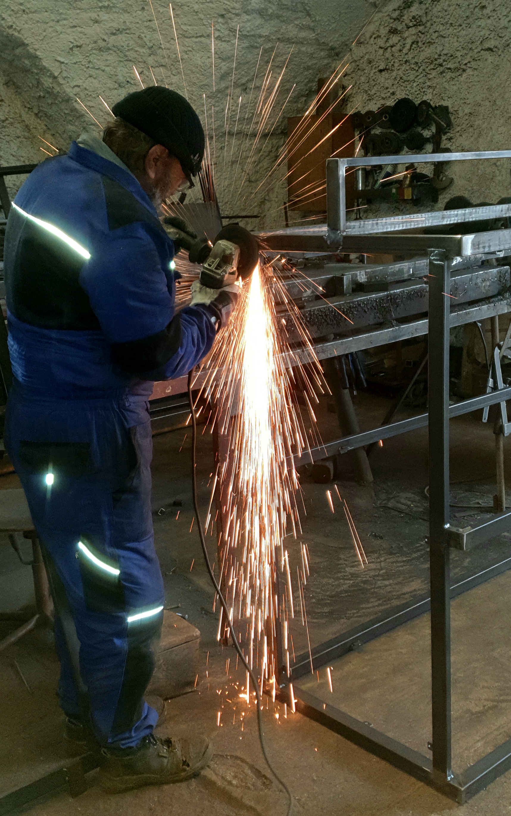 ZÁMEČNICTVÍ ZNÁŠIK - Grily JOSKA foto 3