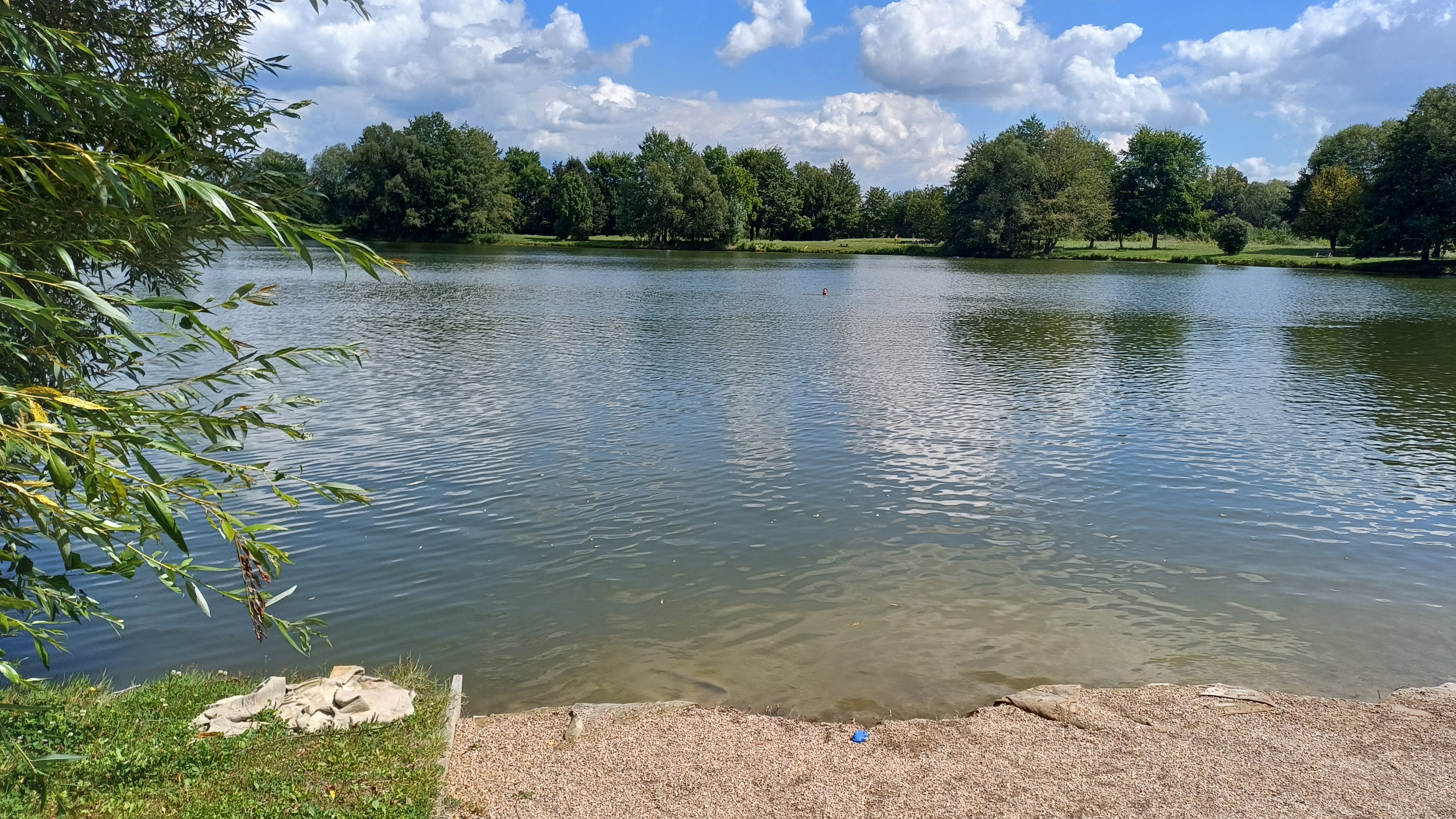 Rekreační areál Duhové jezero foto 6