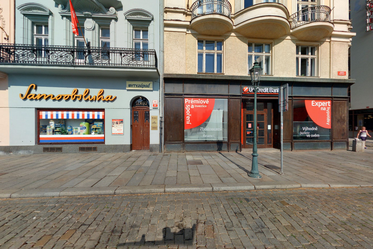 UniCredit Bank Czech Republic and Slovakia, a.s. foto 3