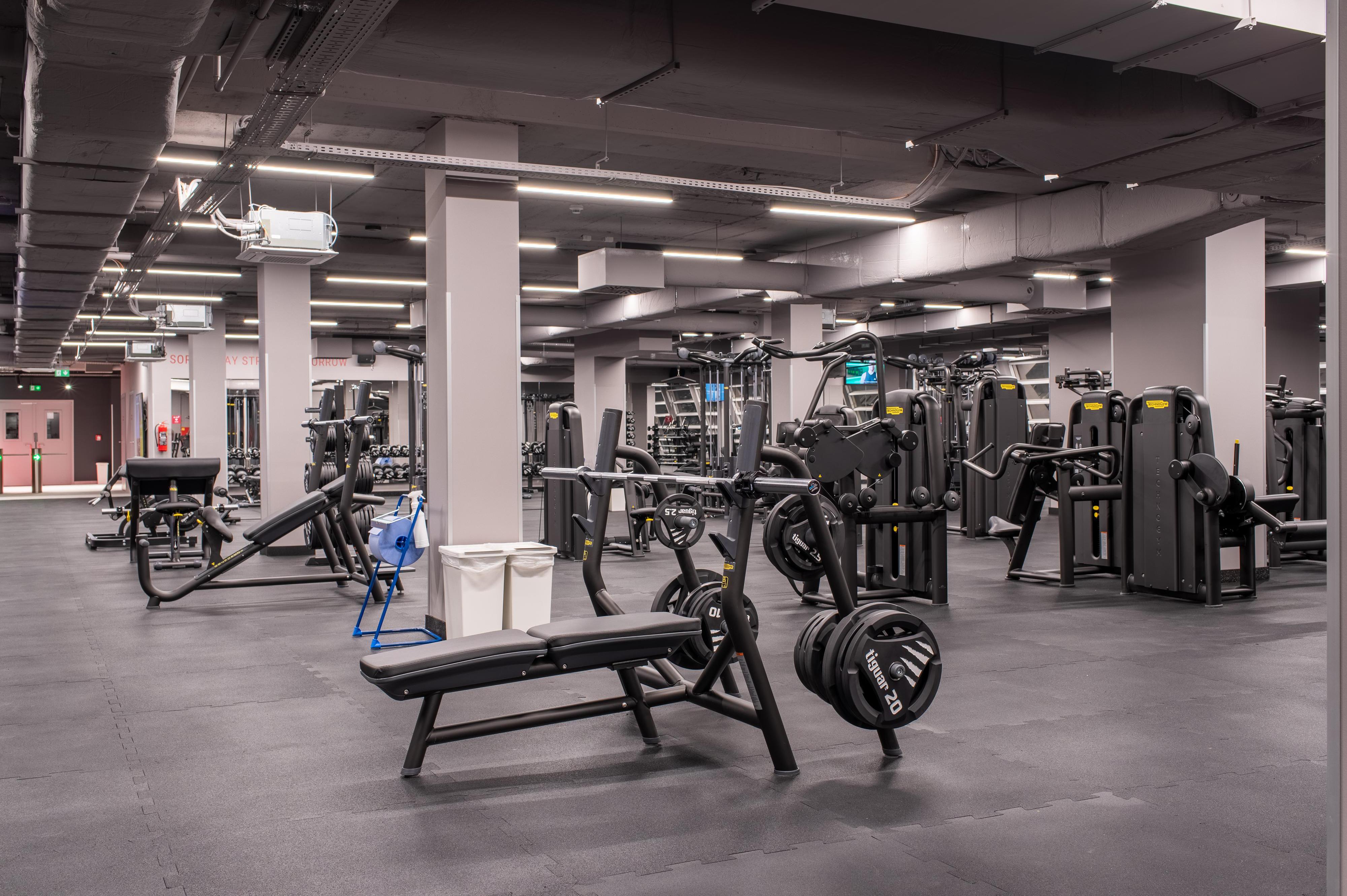 Form Factory Fitness Clubs foto 2