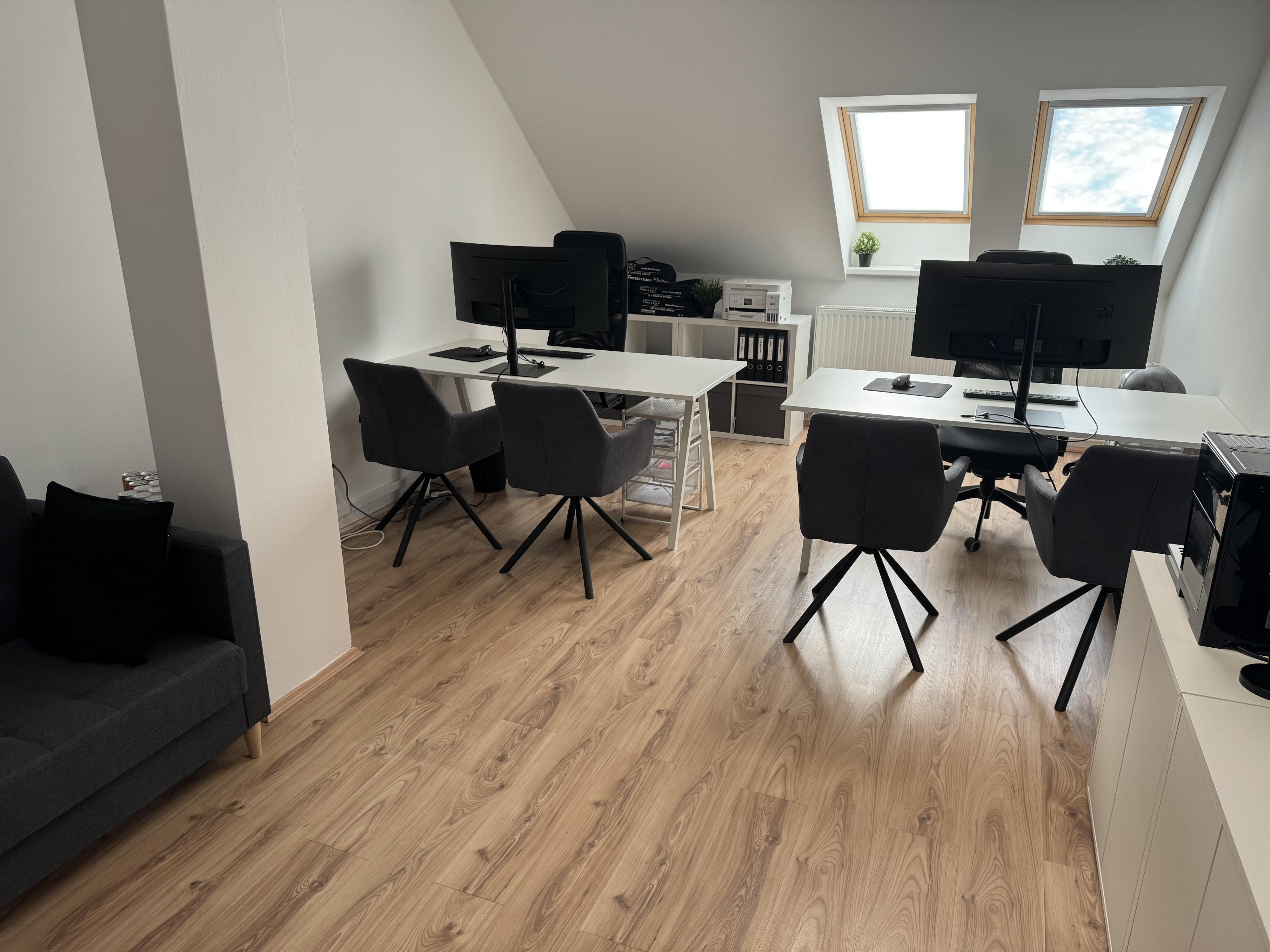 Finevest Cars foto 3