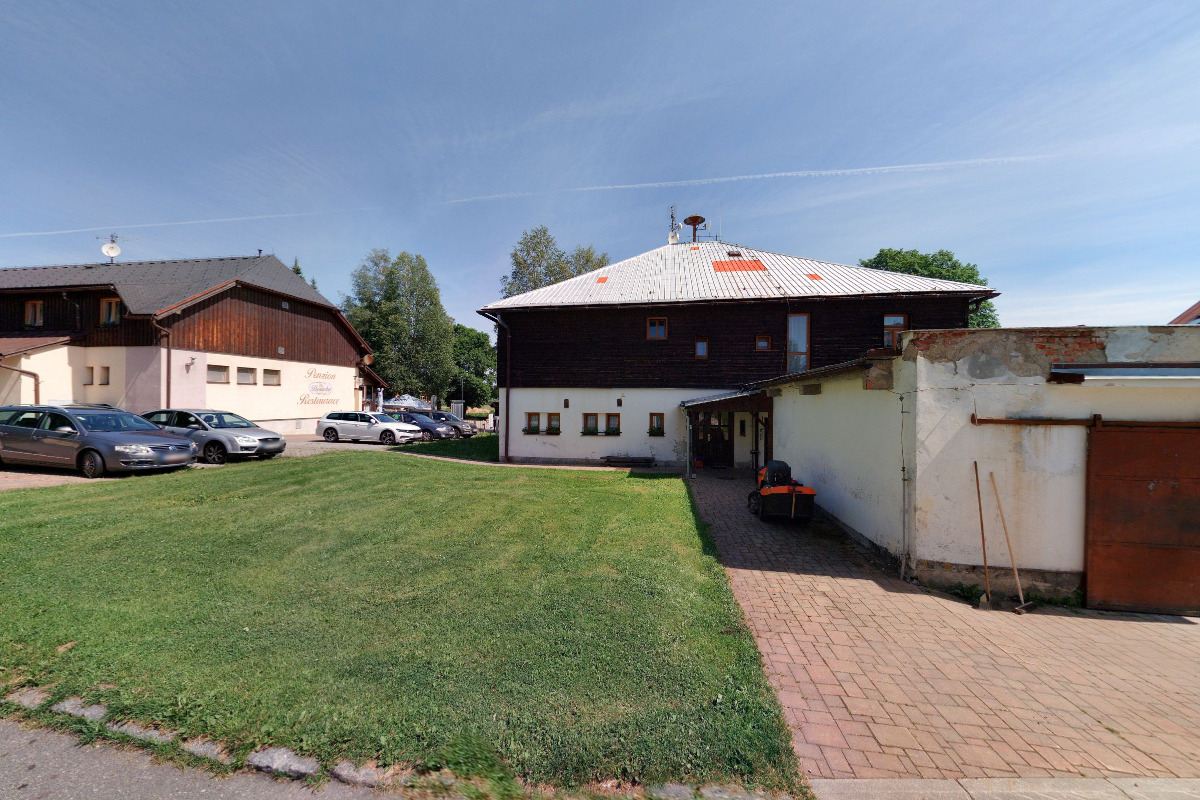 Nabíjecí zásuvka pro elektrokola