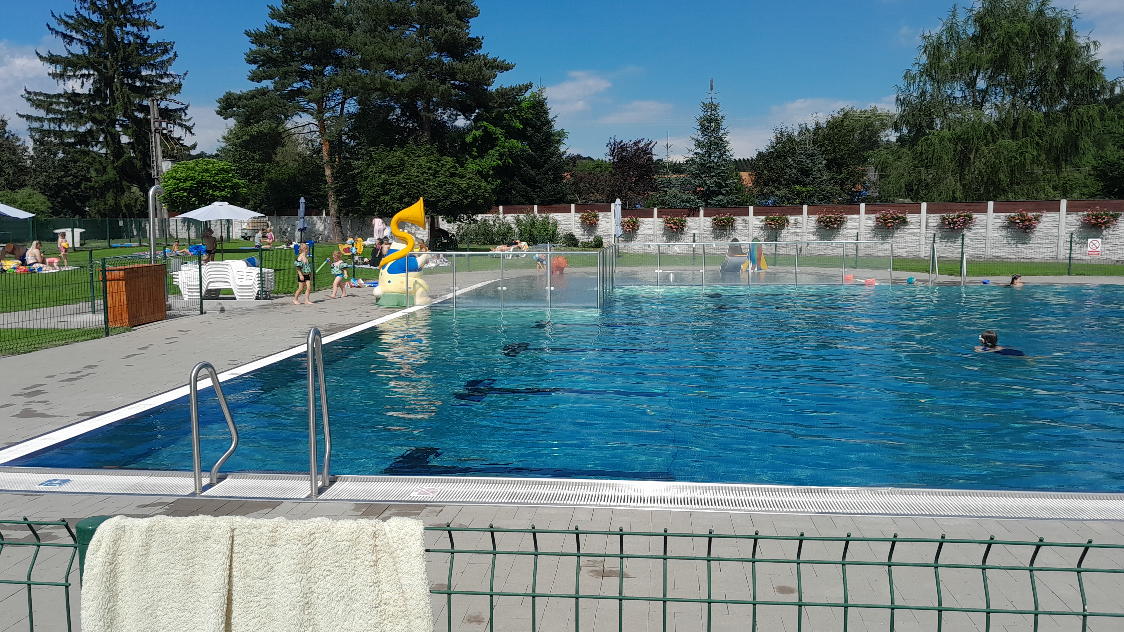 Koupaliště Jalubí foto 2