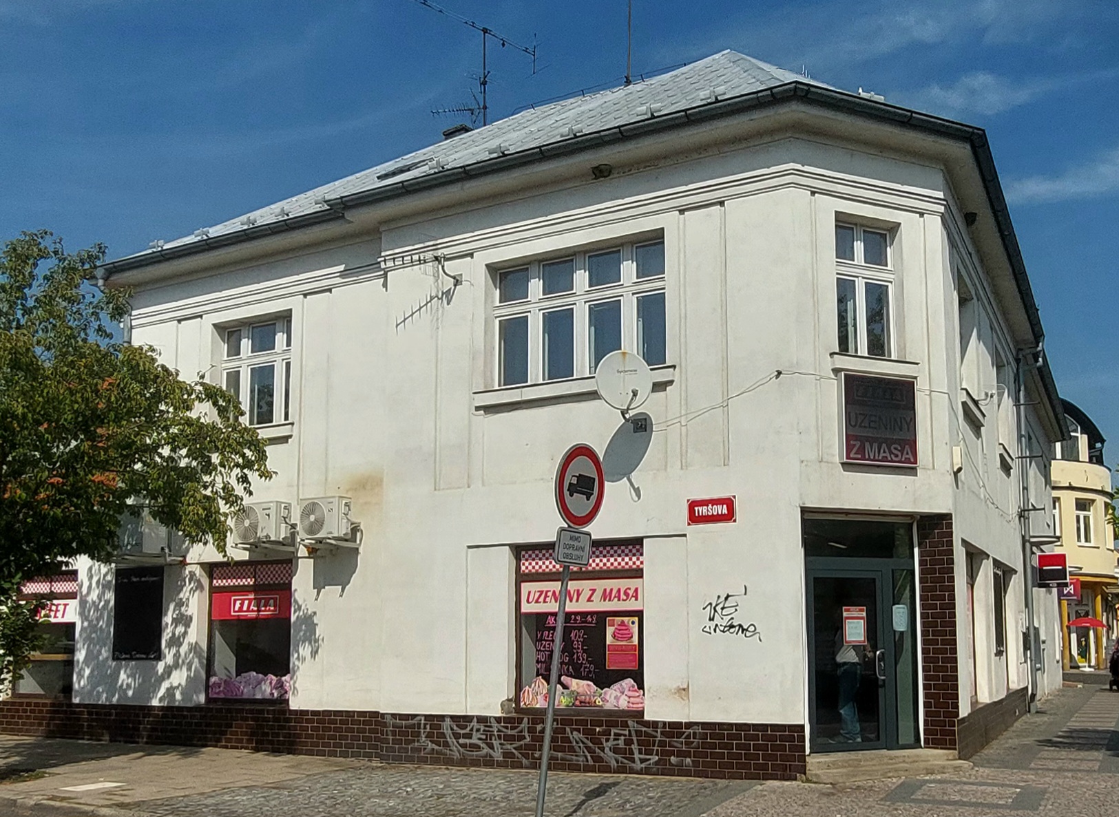 Fiala Milovice - bufet