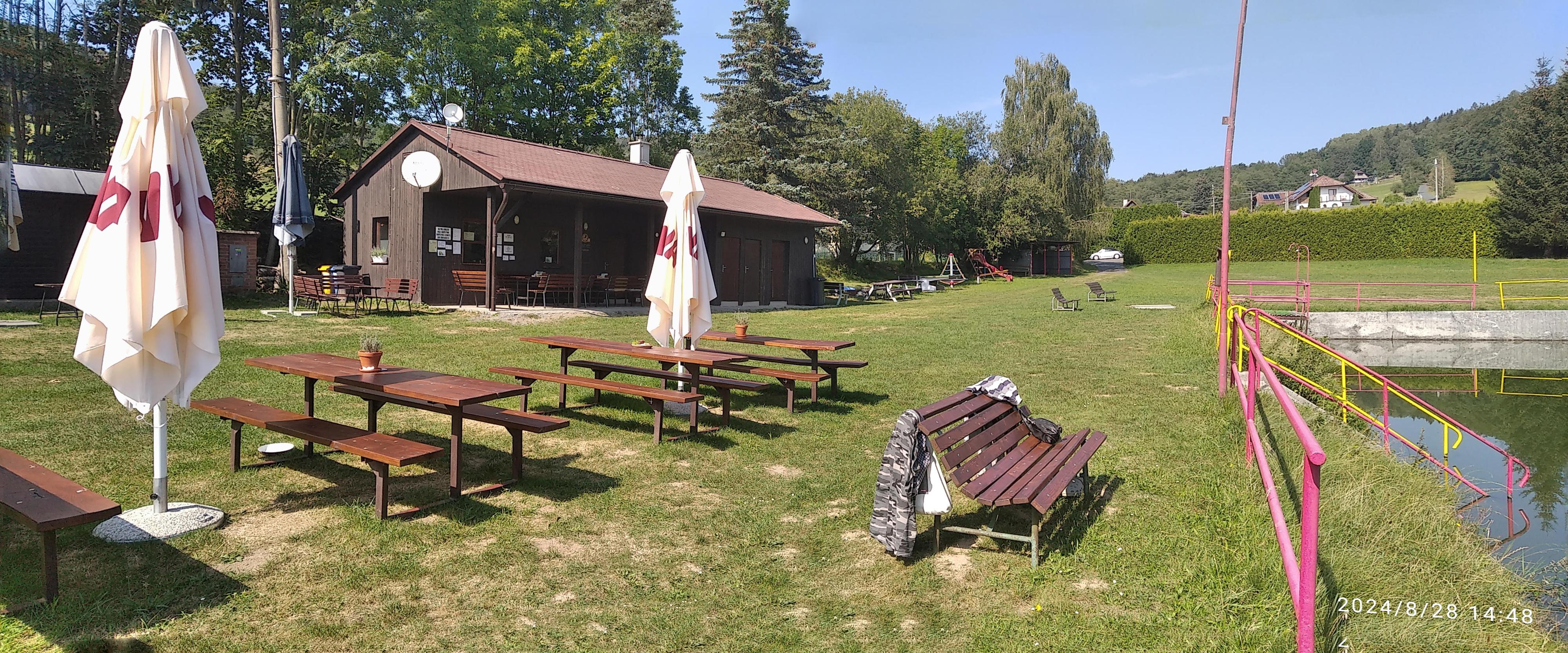 Výčep na koupališti foto 3