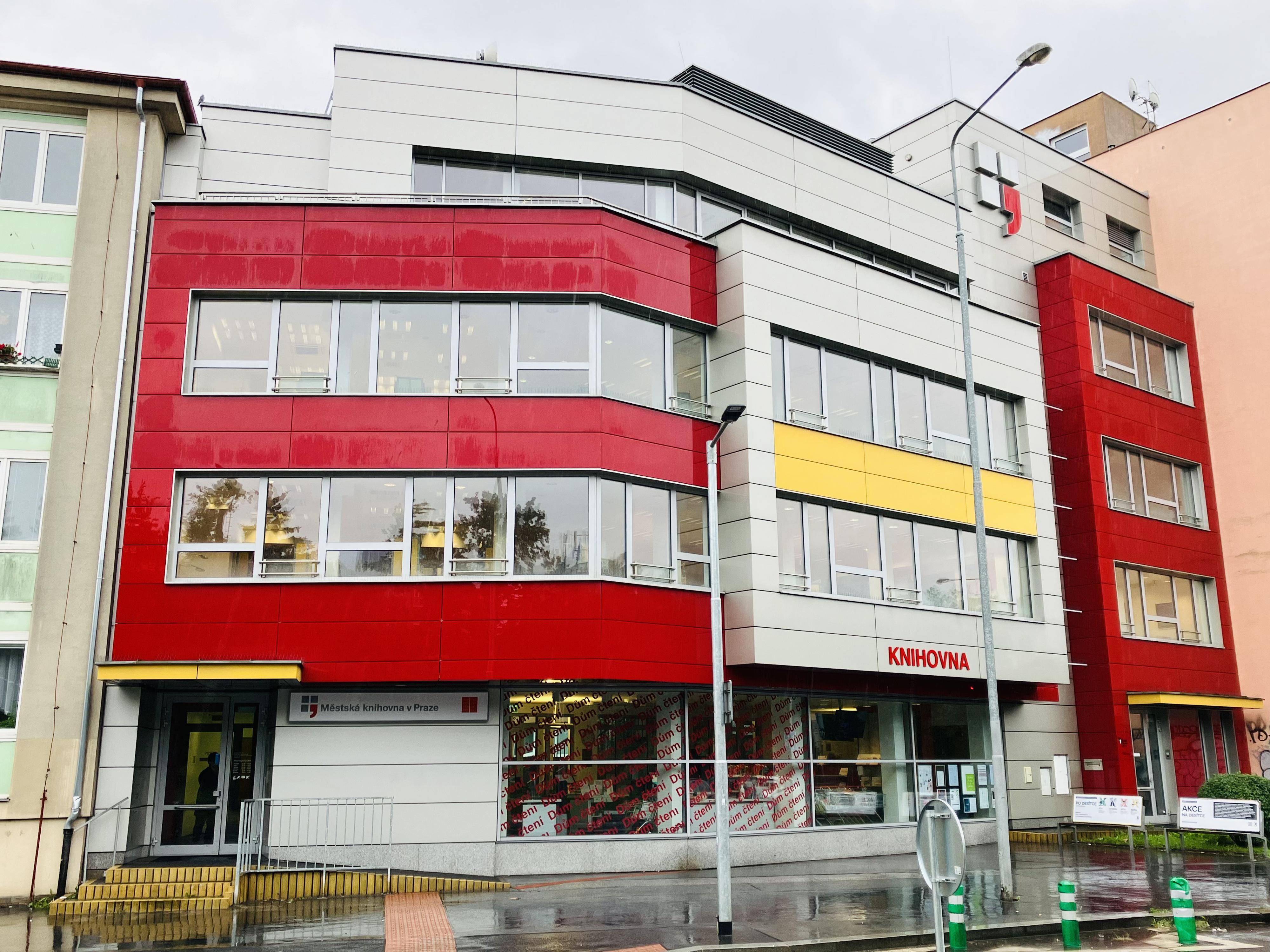 Městská knihovna v Praze - Dům čtení foto 2