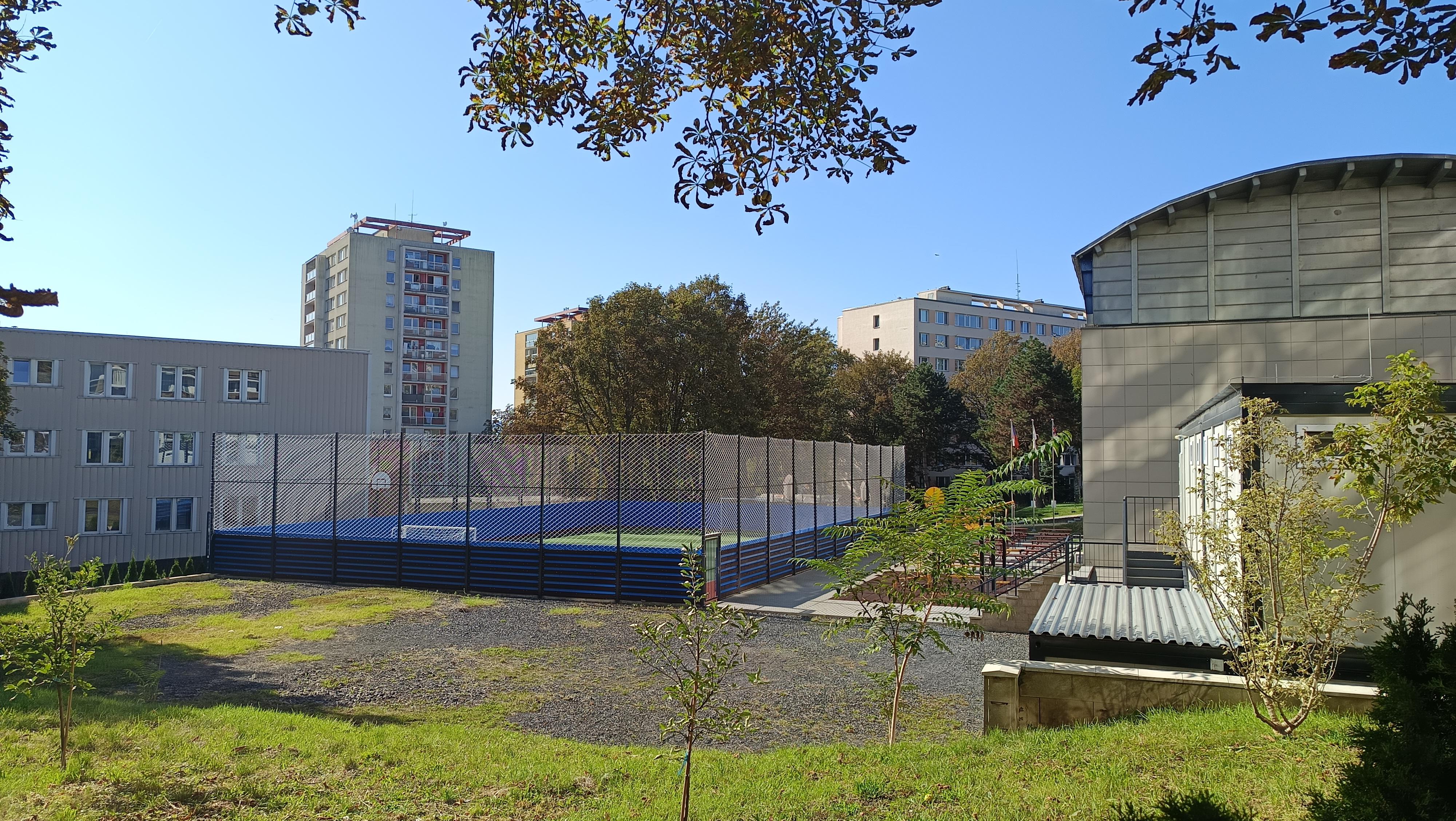 Perrott Hill British School Prague | Nižší & Vyšší Gymnázium foto 2