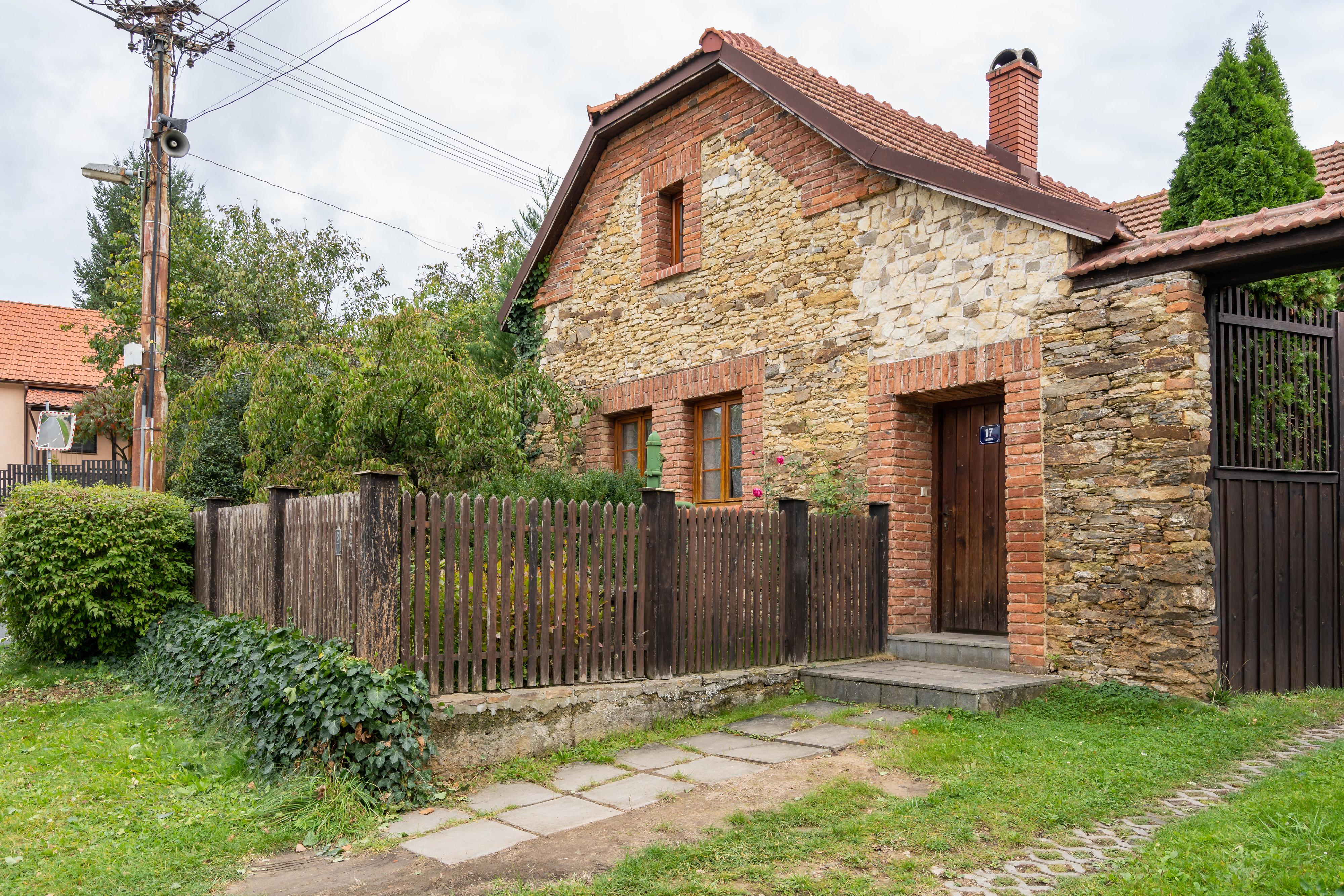 TOP MAKLÉŘKY - Lenka Bitrmanová  - realitní makléřka foto 2